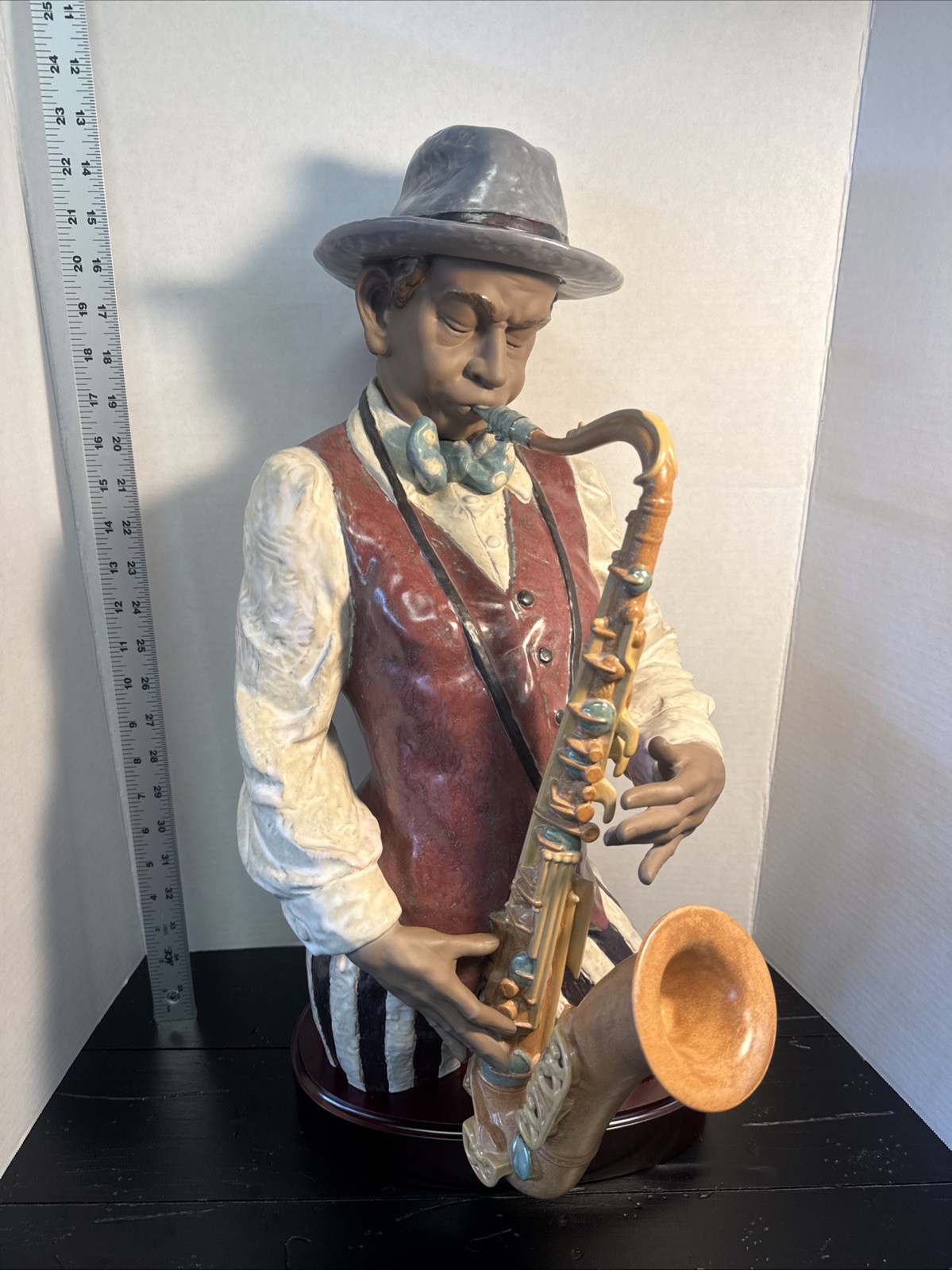 RARE LIMITED EDITION SIGNED LLADRO "PLAYING THE BLUES"-3576----607/1000