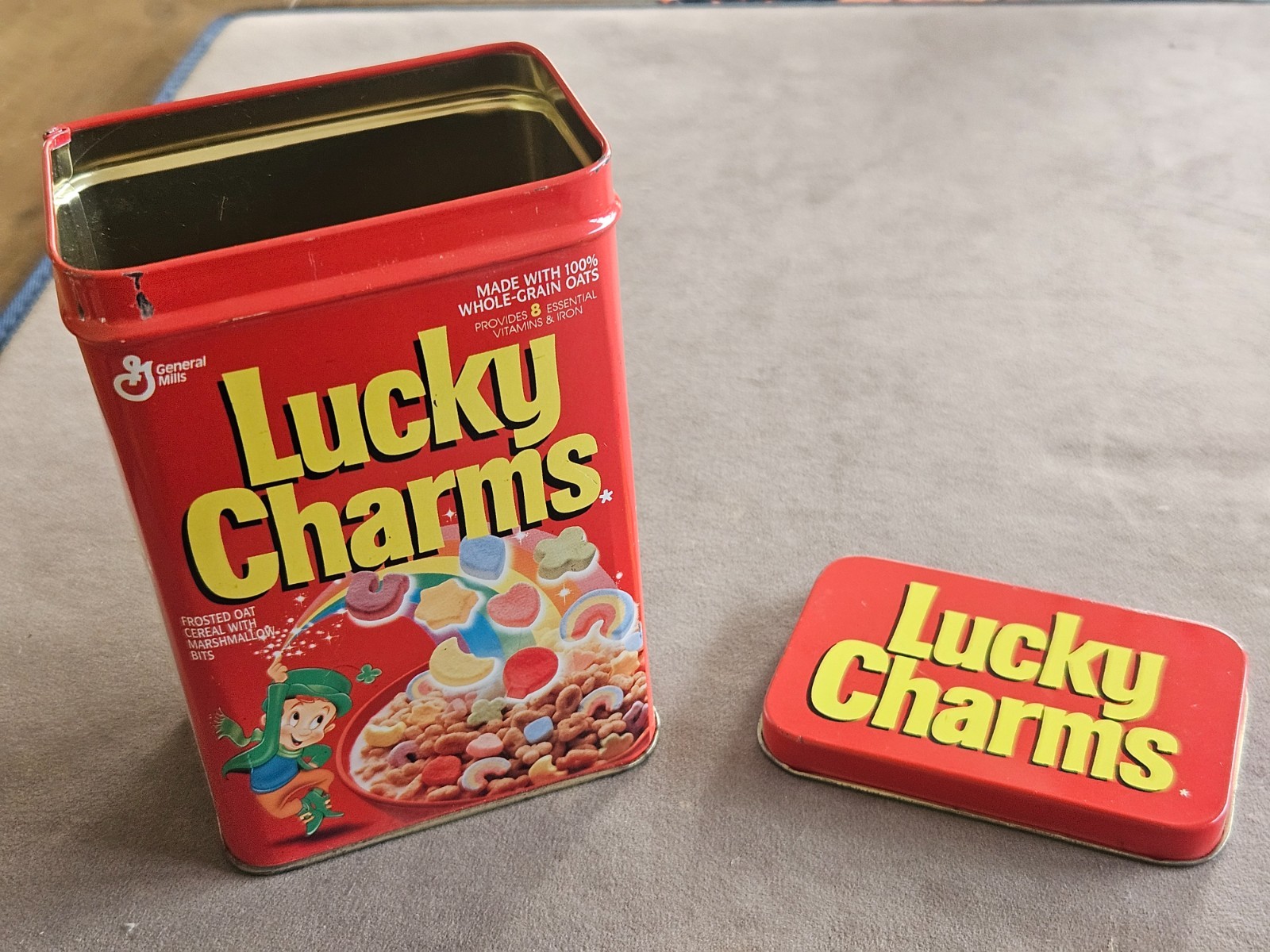 1995 Vintage Lucky Charms Cereal Box Novelty Storage Tin - General Mills - 5" 1995 Vintage Lucky Charms Cereal Box Novelty Storage Tin - General Mills - 5"