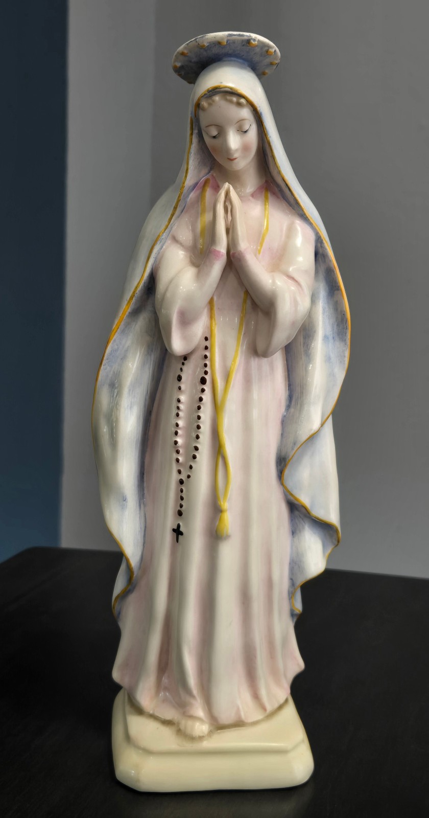 Vintage Goebel Madonna Virgin Mary Figurine TMK-2 Full Bee Germany 10.75" Rosary