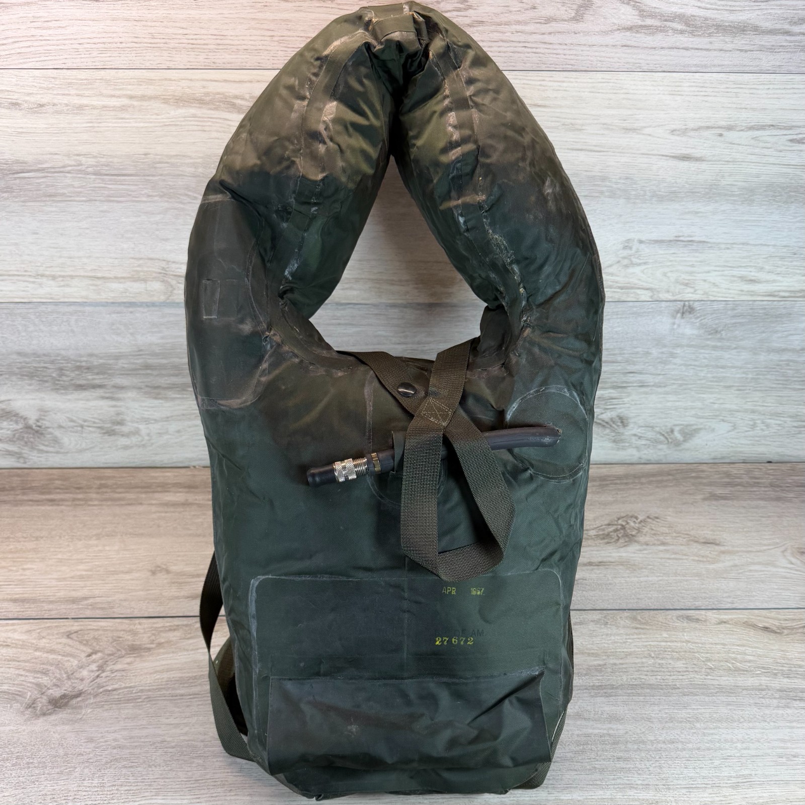 1967 US Navy Inflatable Life Preserver Rubbercraft MIL-L-15581J Vietnam Era Vtg 1967 US Navy Inflatable Life Preserver Rubbercraft MIL-L-15581J Vietnam Era Vtg