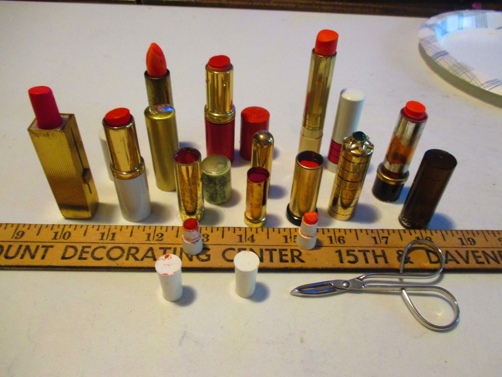Vintage Lipstick Lot Metal and Plastic Tubes, 11 Tubes