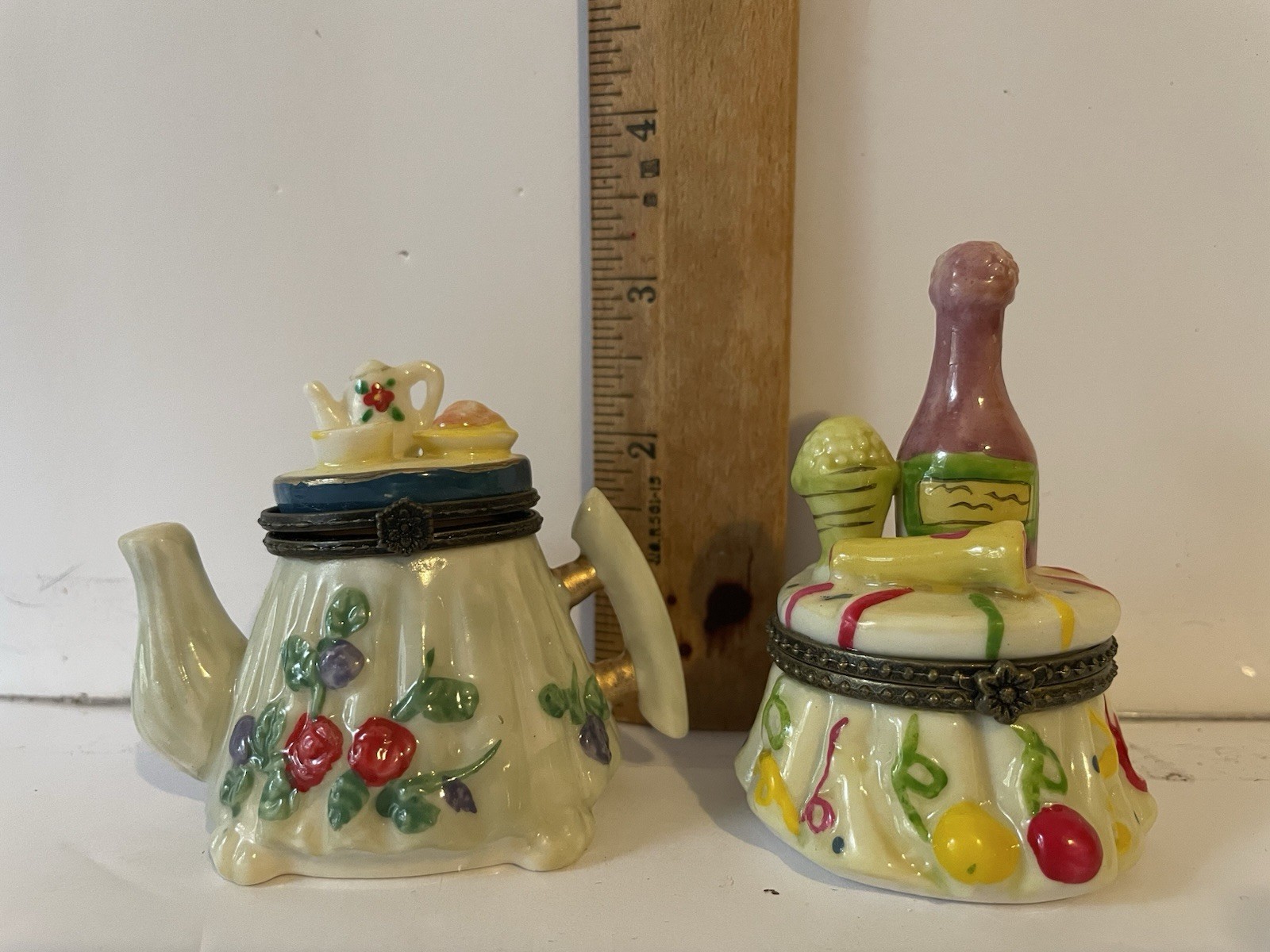 Vintage Trinket Boxes Set Of 2 Vintage Trinket Boxes Set Of 2