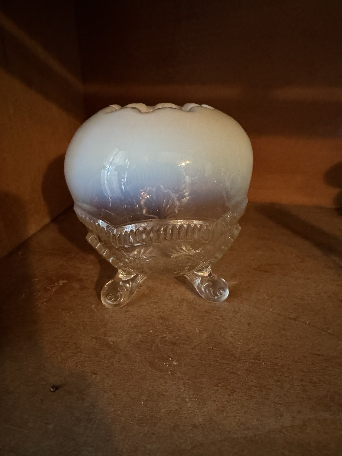 Antique EAPG Flint Wood Glass Clear/Opalescent Rose Bowl With Uranium Glow Antique EAPG Flint Wood Glass Clear/Opalescent Rose Bowl With Uranium Glow