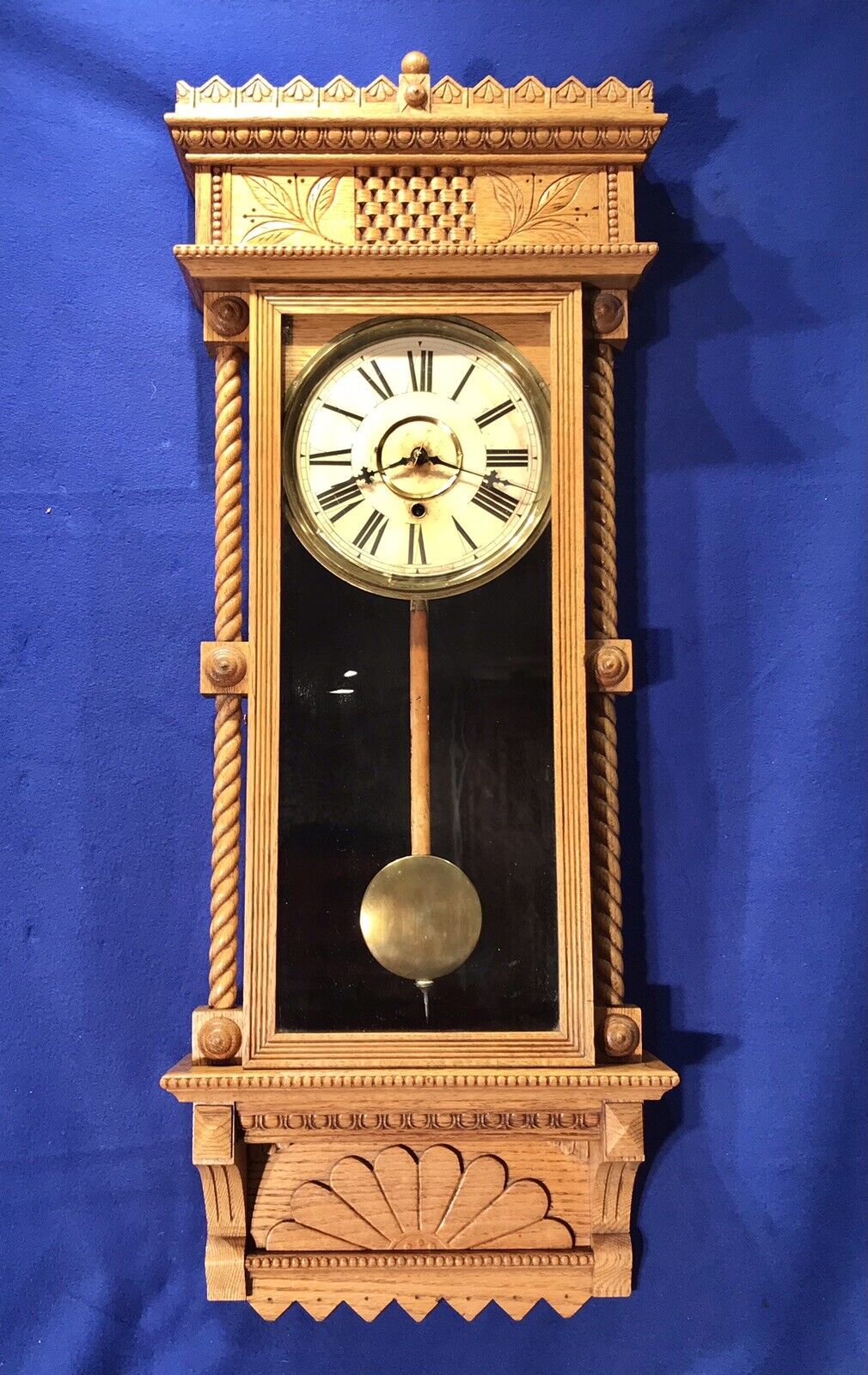AMAZING VINTAGE ANTIQUE USA GILBERT ASBURY WALL TIME CLOCK ,WITH CARVED OAK CASE
