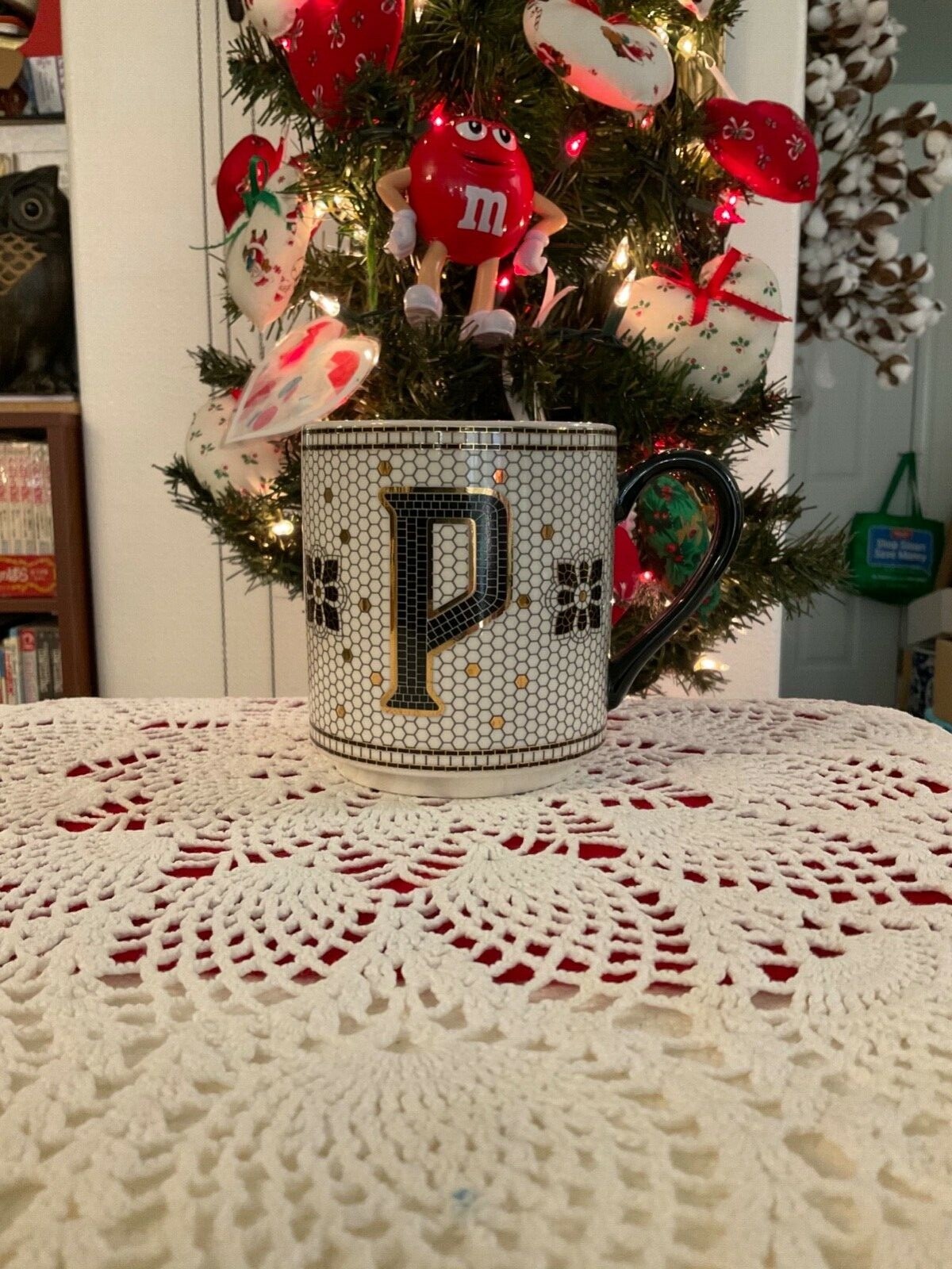 Margot Tiled Letter "P" Monogram Initial Mug Anthropologie in excellent conditio Margot Tiled Letter "P" Monogram Initial Mug Anthropologie in excellent conditio