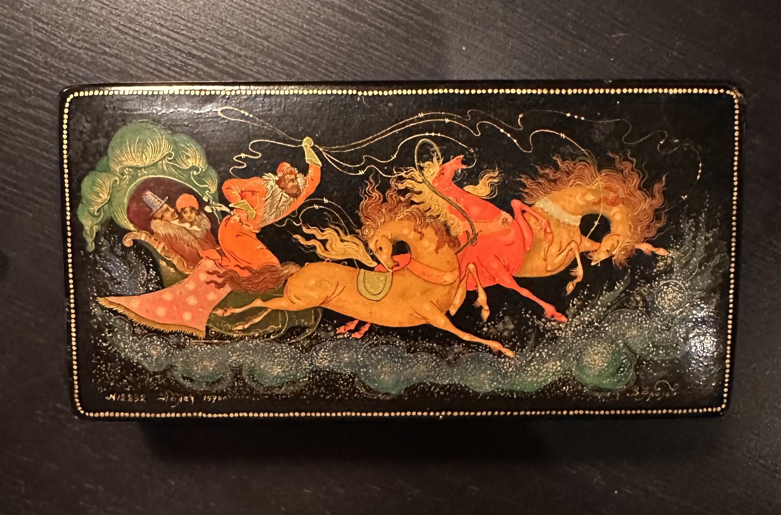 Vintage Soviet-era Palekh Hand painted Lacquer Paper-Mache Trinket Box - Signed Vintage Soviet-era Palekh Hand painted Lacquer Paper-Mache Trinket Box - Signed