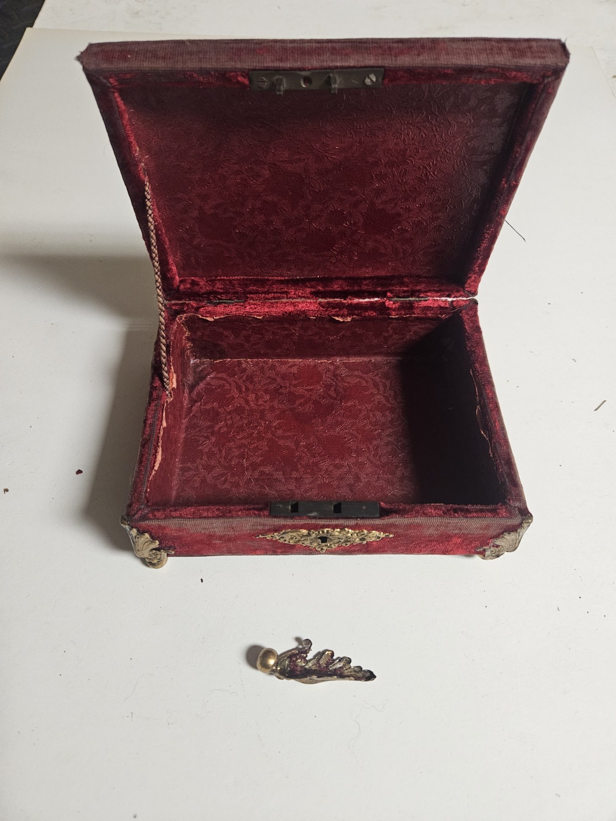 Antique Victorian Red Velvet Box Sewing Jewelry Trinket Gold Detail For Repair Antique Victorian Red Velvet Box Sewing Jewelry Trinket Gold Detail For Repair
