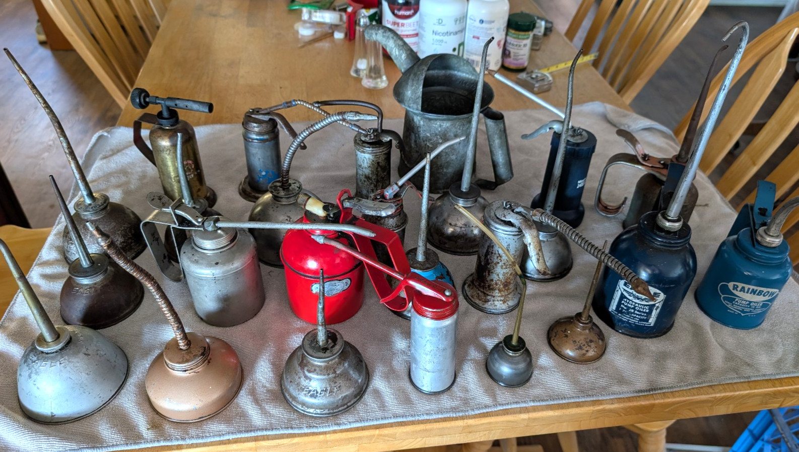 Huge Vintage Oil Oiler Can Lot 24 Copper, Steel Many Eagles, Other brands Huge Vintage Oil Oiler Can Lot 24 Copper, Steel Many Eagles, Other brands