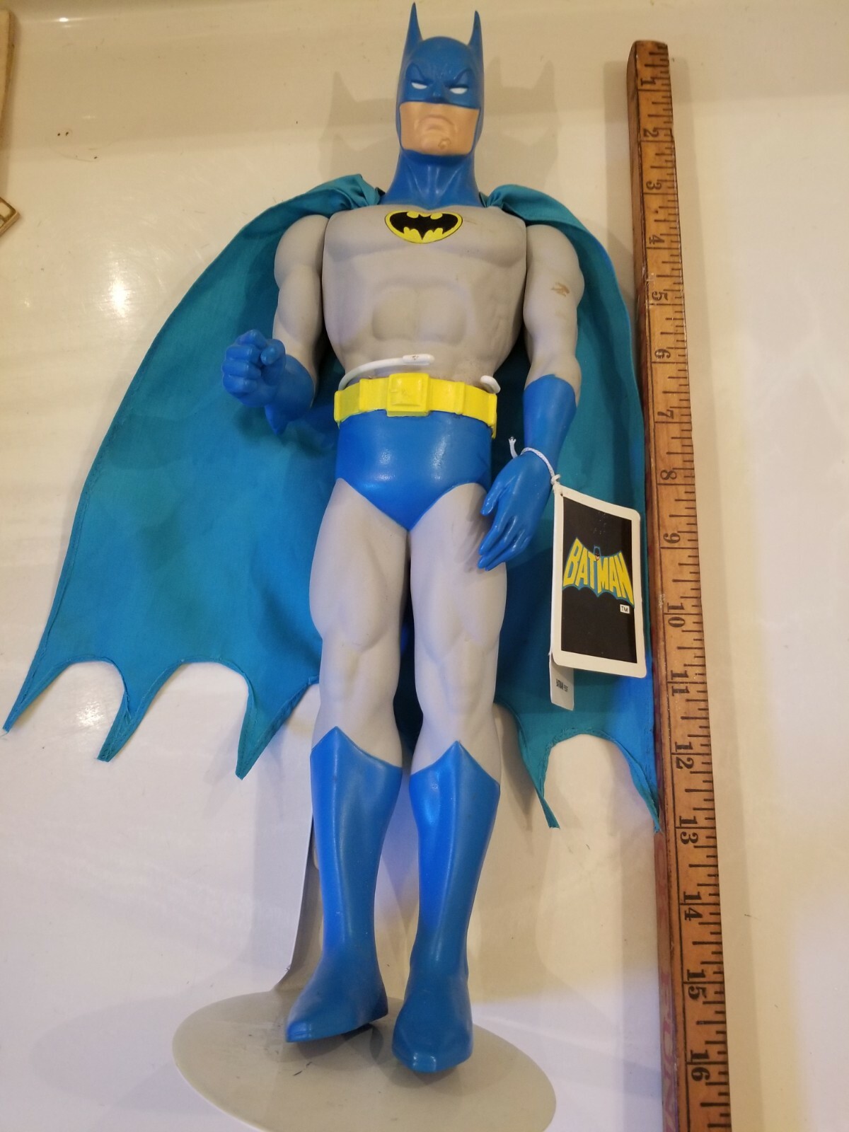 RARE 1982 DC Comics 15" Batman Caped Crusader Figure & Stand by Hamilton Dist RARE 1982 DC Comics 15" Batman Caped Crusader Figure & Stand by Hamilton Dist