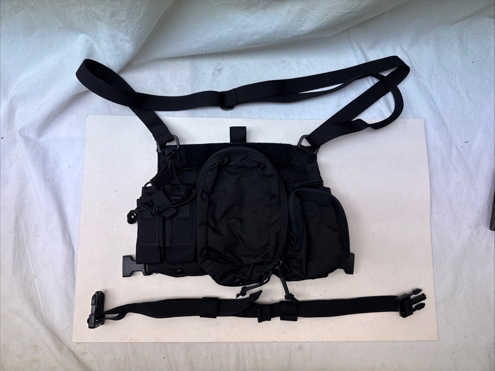Eagle Industries Active Shooter Sling Bag Black 500D 556 + 9mm & IFAK Eagle Industries Active Shooter Sling Bag Black 500D 556 + 9mm & IFAK
