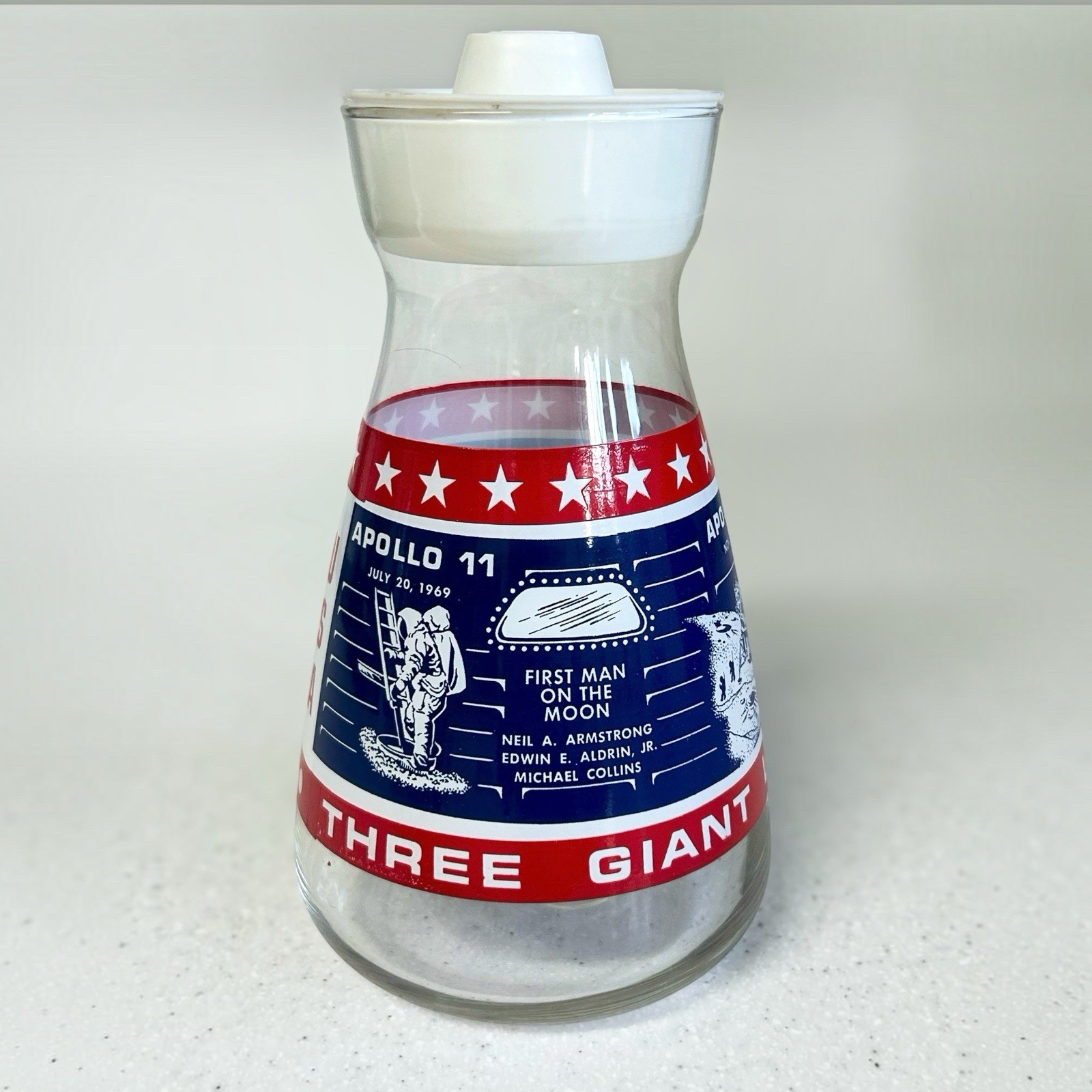 Vintage NASA Apollo Space Moon Missions Collectors Edition Glass Juice Carafe Vintage NASA Apollo Space Moon Missions Collectors Edition Glass Juice Carafe