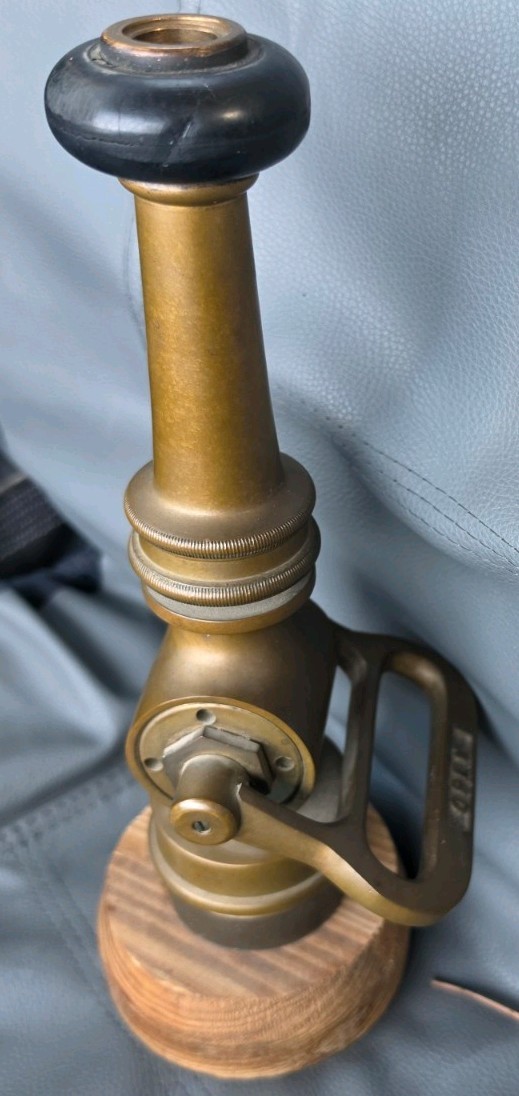 Vintage Heavy Brass Fire Hose Nozzle Fireman FireFighter powhatan & I Works Vintage Heavy Brass Fire Hose Nozzle Fireman FireFighter powhatan & I Works