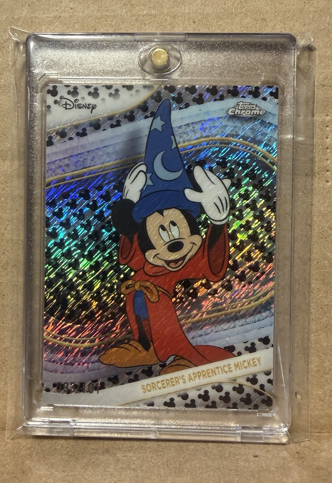 Topps 2025 Topps Chrome Disney Sorcerer's Apprentice Mickey #190 Parallel 93/101 Topps 2025 Topps Chrome Disney Sorcerer's Apprentice Mickey #190 Parallel 93/101