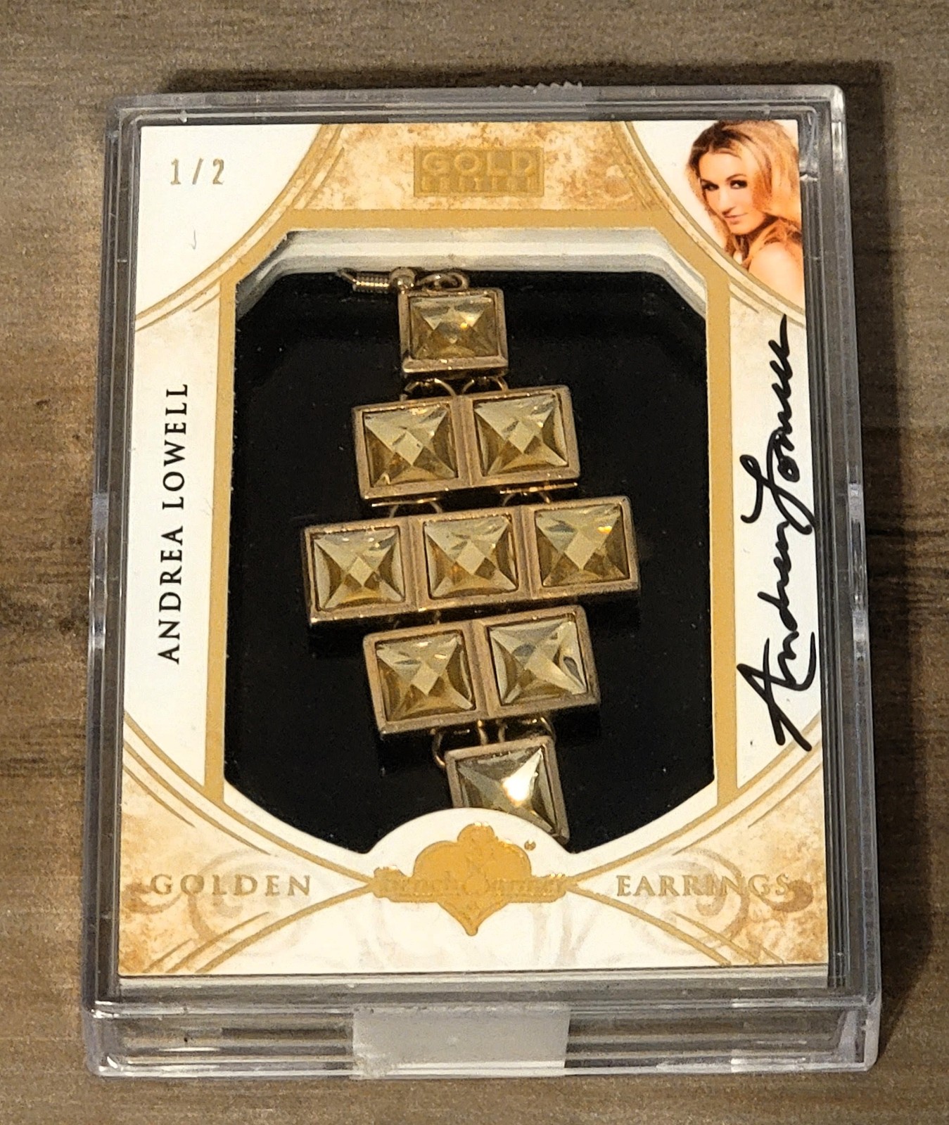 2013 Bench Warmer Gold Edition Andrea Lowell Golden Earrings 1/2 Authentic Worn 2013 Bench Warmer Gold Edition Andrea Lowell Golden Earrings 1/2 Authentic Worn