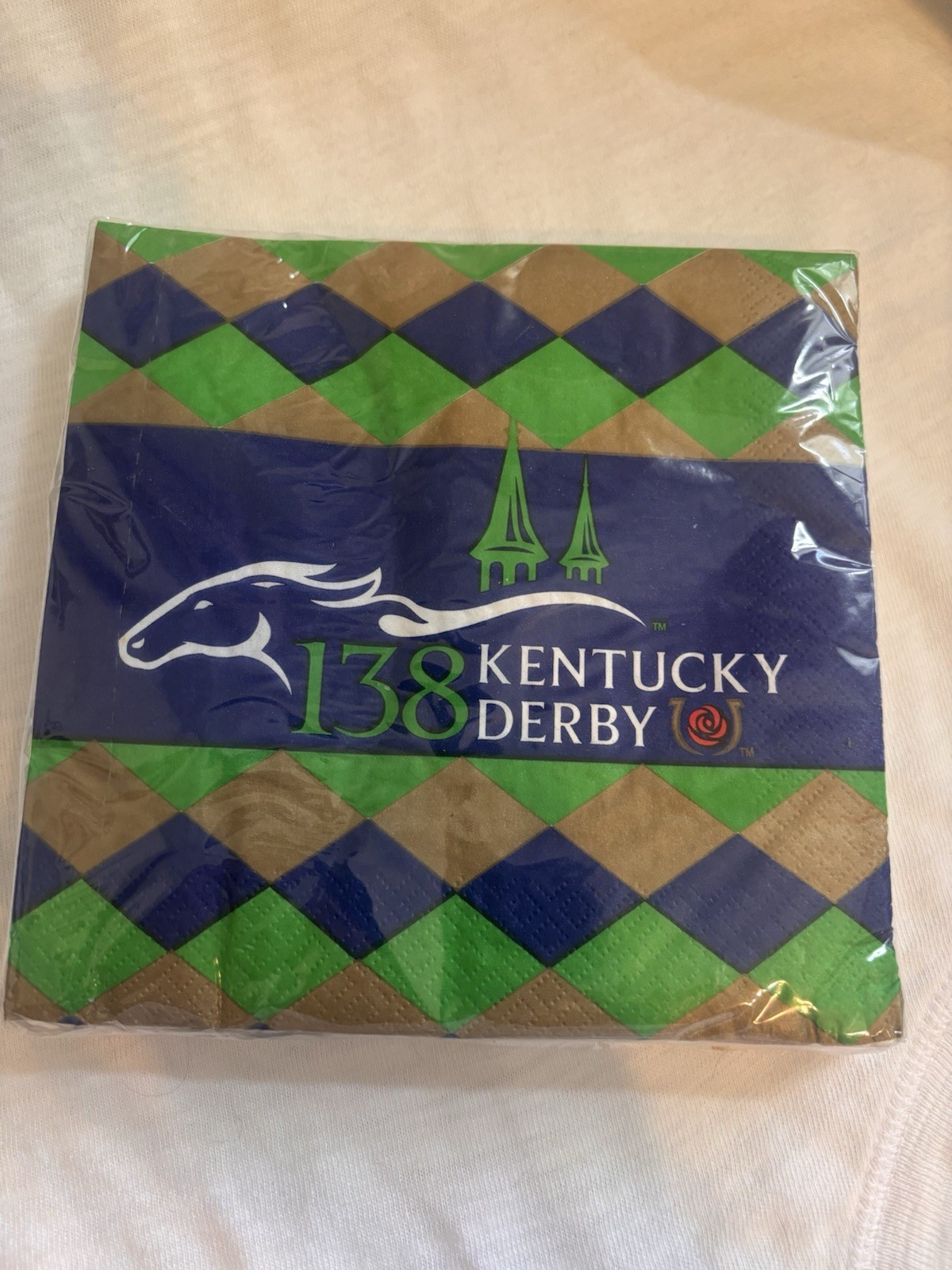 Kentucky Derby 138th Luncheon Napkins 24 Pk 2012 Officially Licensed NIP Kentucky Derby 138th Luncheon Napkins 24 Pk 2012 Officially Licensed NIP
