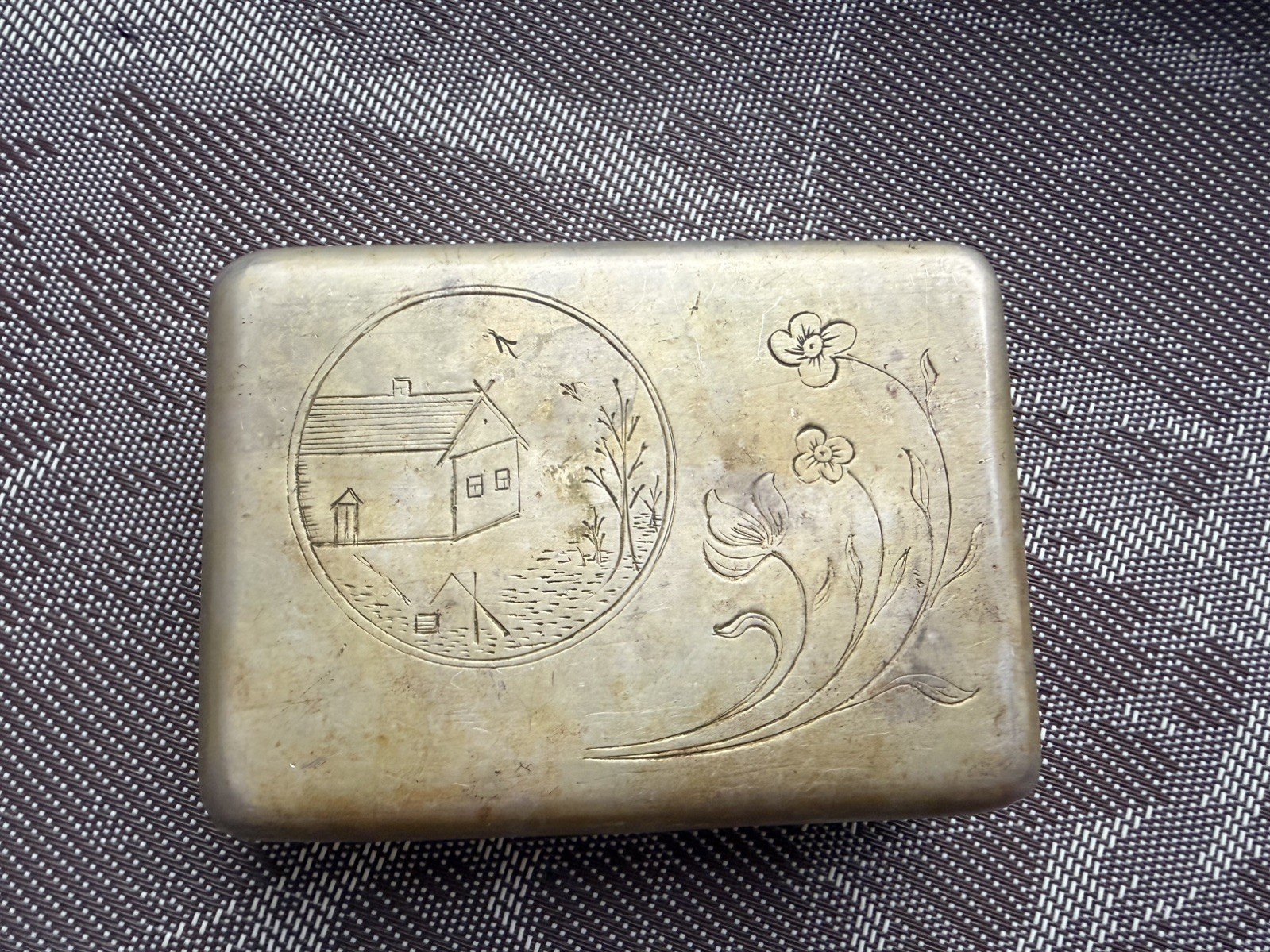 Antique Vintage Cigarette Case Snuff Box Hand Engraved Missing Clasp Lock