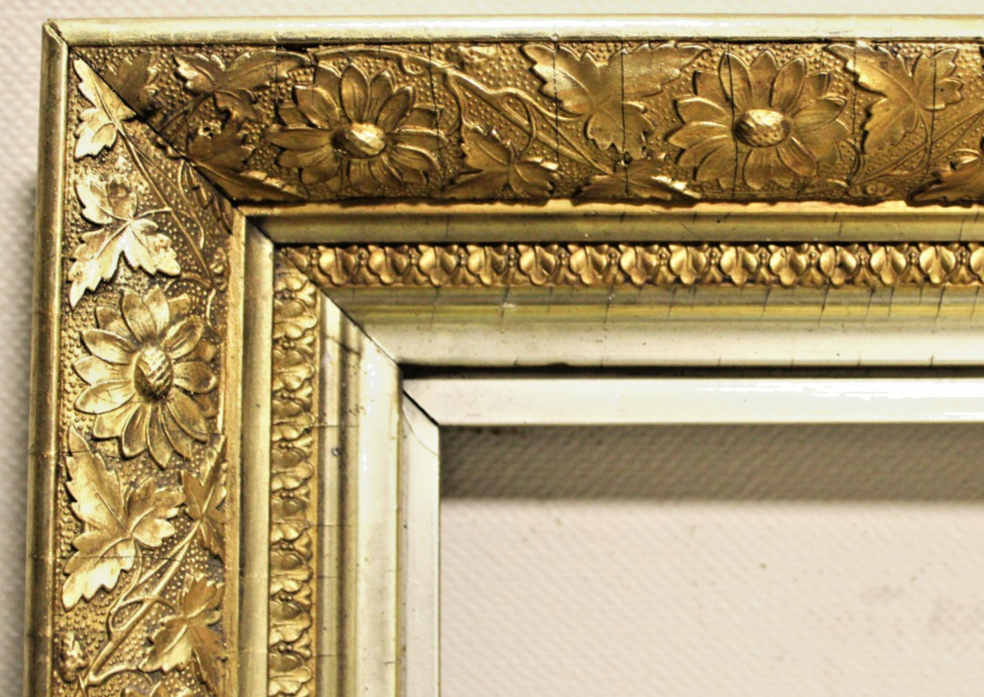ANTIQUE FITS 9X12" or 10x13 VICTORIAN PICTURE FRAME WOOD ORNATE GOLD ART NOUVEAU
