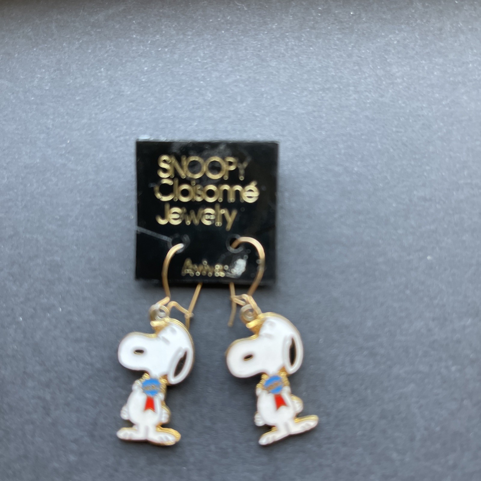 Vintage 1970s Aviva Snoopy Prize Ribbon Cloisonne Dangle Earrings Peanuts Card Vintage 1970s Aviva Snoopy Prize Ribbon Cloisonne Dangle Earrings Peanuts Card