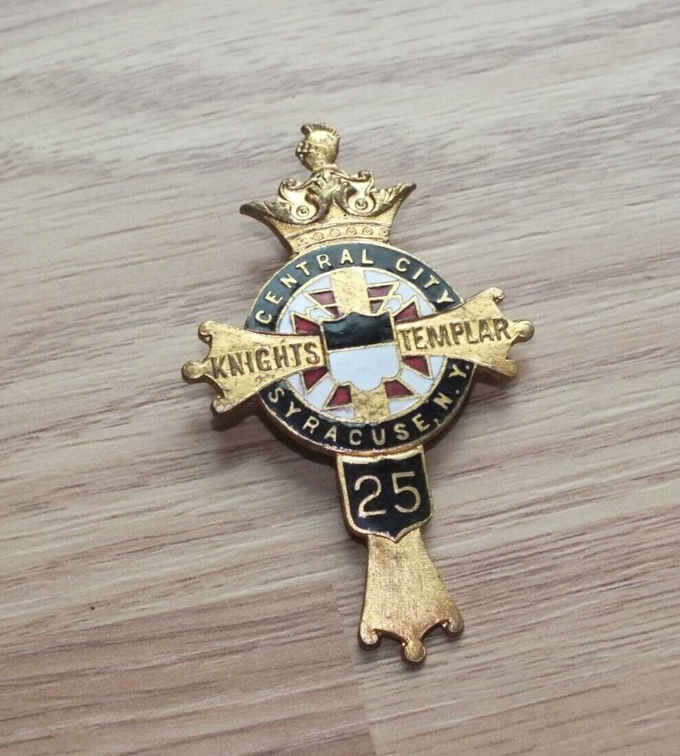 Vintage Central City Knights Templar Syracuse NY 25 Years Collectible Lapel Pin Vintage Central City Knights Templar Syracuse NY 25 Years Collectible Lapel Pin