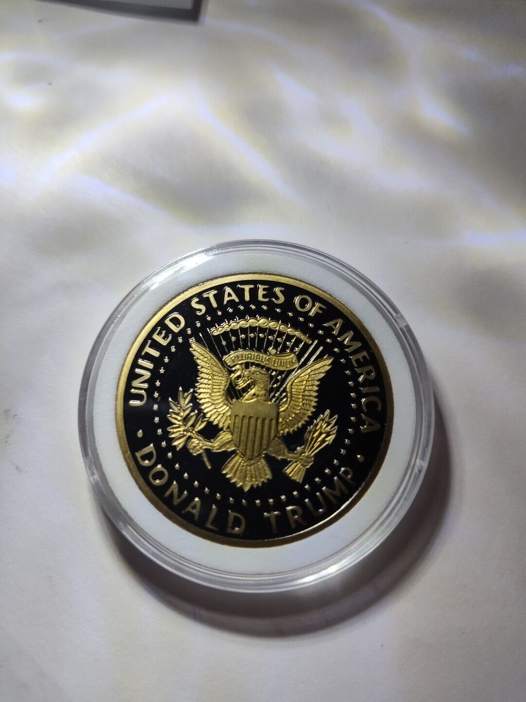 2024 Donald Trump President Silver Coin. Lot E3