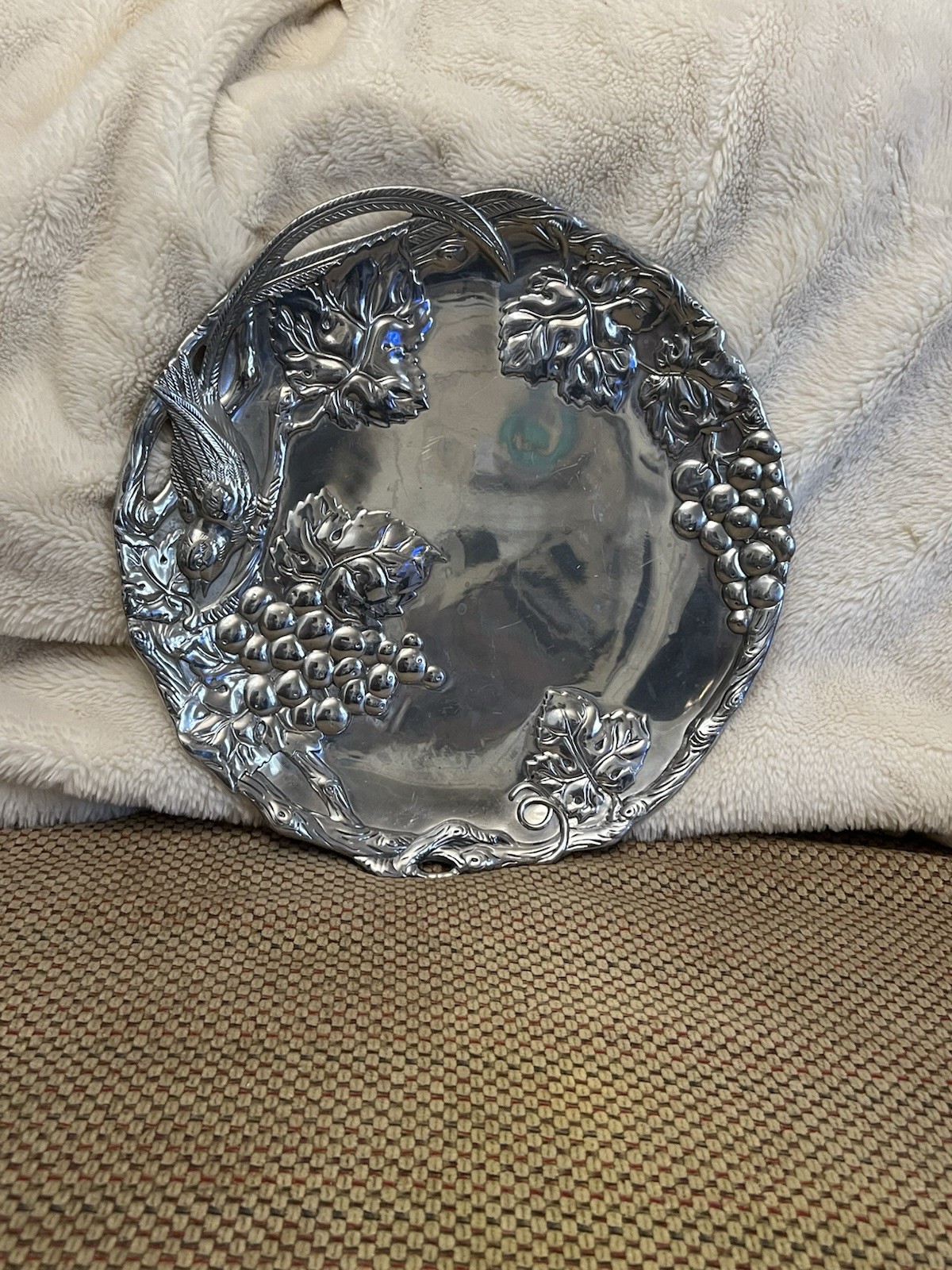 Arthur Court Grape Leaf Bird Round Tray 12 Inch Handled RARE Arthur Court Grape Leaf Bird Round Tray 12 Inch Handled RARE