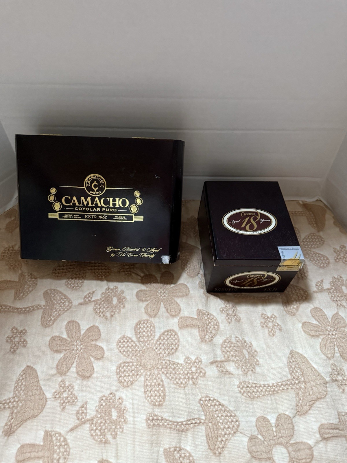 Cigar Boxes Camacho And Cusano , 8x7 , 4x5, lot of 2