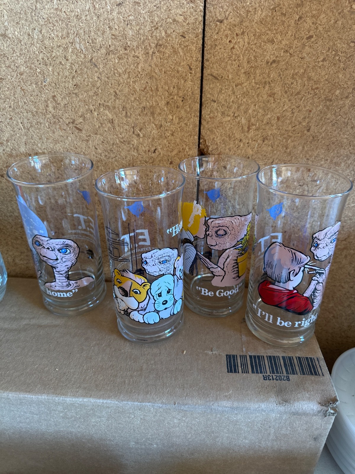 Vintage E.T. 1982 Limited Edition Pizza Hut Collector Drinking Glasses (4 Pcs) Vintage E.T. 1982 Limited Edition Pizza Hut Collector Drinking Glasses (4 Pcs)
