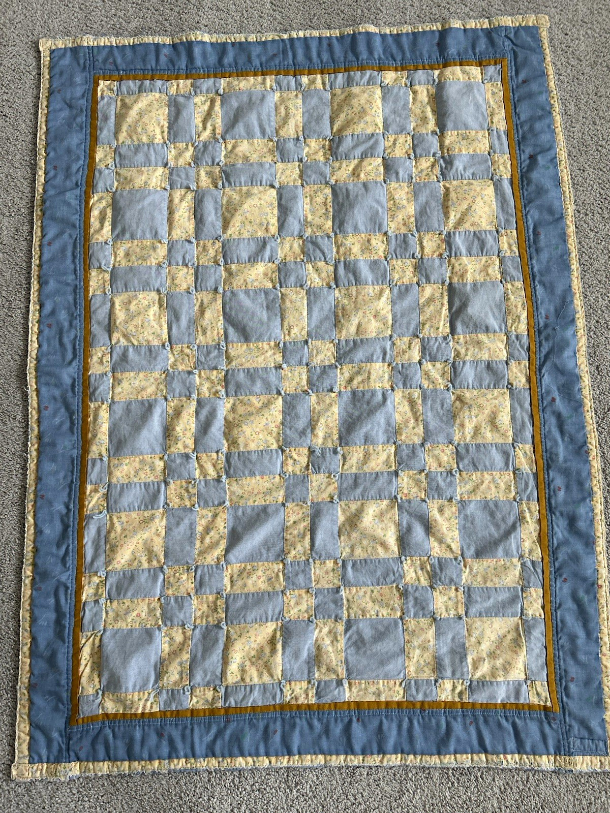 Vtg Handmade Patchwork Small Quilt 35x48 Vtg Handmade Patchwork Small Quilt 35x48