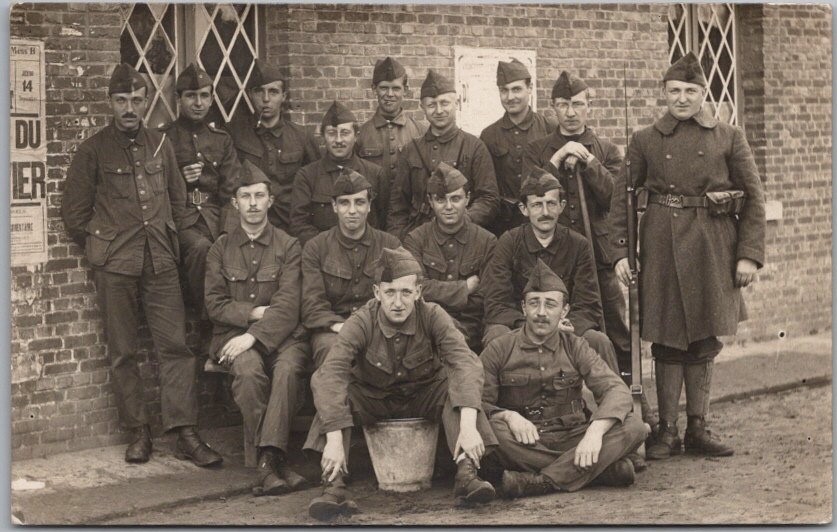 1910s WWI Europe Military Real Photo RPPC Postcard / Group of Soldiers in Street 1910s WWI Europe Military Real Photo RPPC Postcard / Group of Soldiers in Street