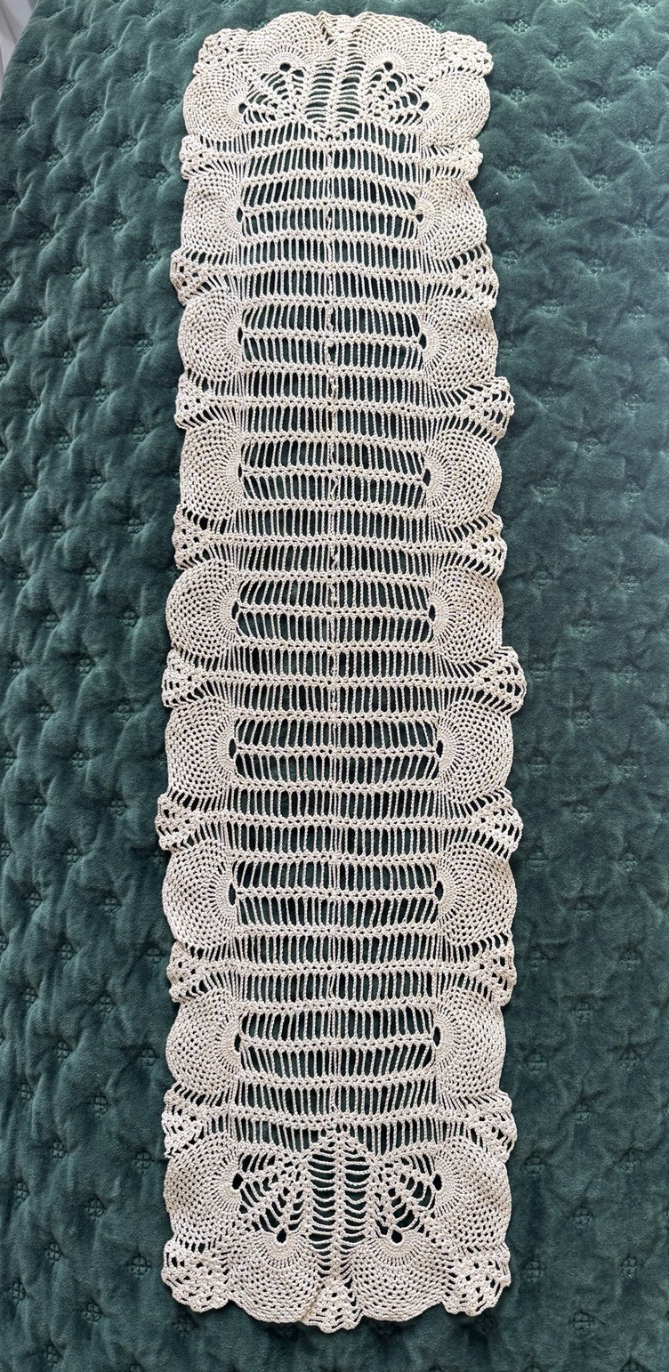 Vintage Hand Crocheted Lace Table Runner 31” x 8.5” Ecru Scalloped Cottagecore