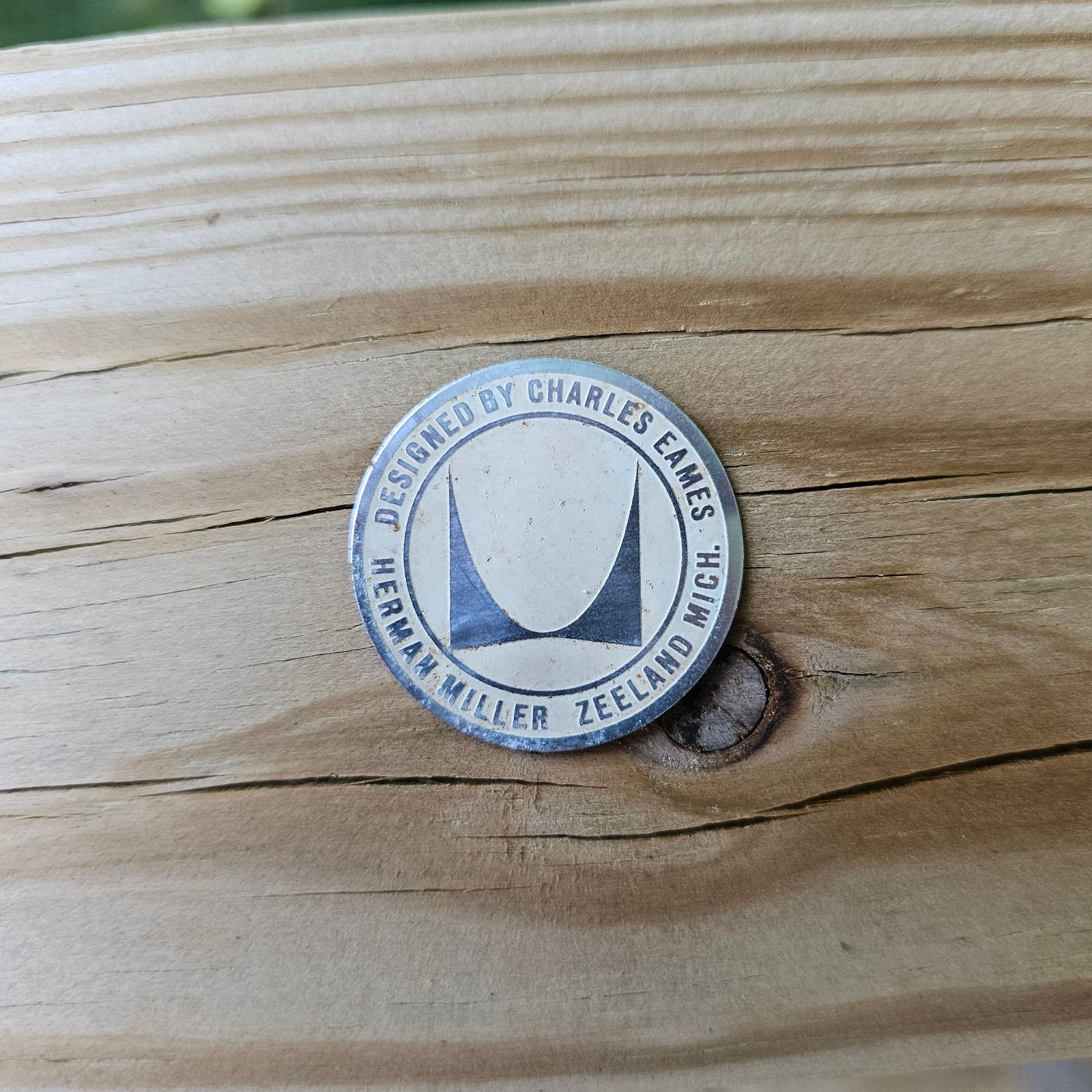 Authentic Vintage Herman Miller Medallion Metal Label Tag Logo MCM 1960s - 1.25" Authentic Vintage Herman Miller Medallion Metal Label Tag Logo MCM 1960s - 1.25"