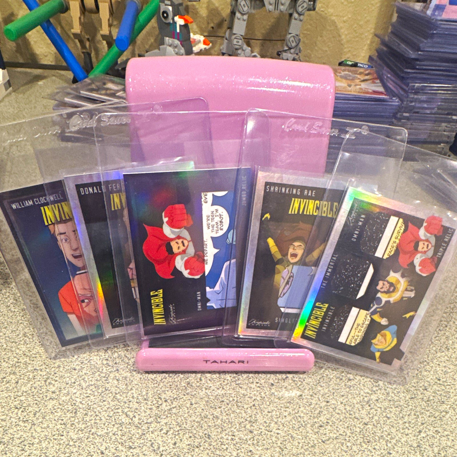 Invincible Keepsake Invincible Keepsake Edition Relic Lot 2025 Omni-Man Invincible Keepsake Invincible Keepsake Edition Relic Lot 2025 Omni-Man