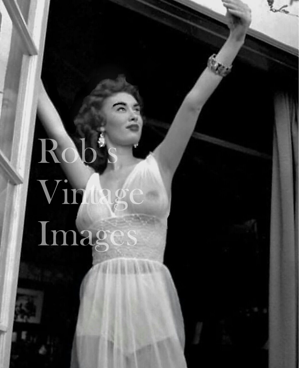 BULLET BRA MAMA  photo Retro 1940s 50s Hot Meg Miles #7 TV Soap Opera Star