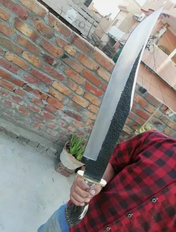 25" HUNTING STAG/ANTLER BOWIE KNIFE CROWN HANDLE HANDMADE D2 TOOL STEEL BLADE US 25" HUNTING STAG/ANTLER BOWIE KNIFE CROWN HANDLE HANDMADE D2 TOOL STEEL BLADE US
