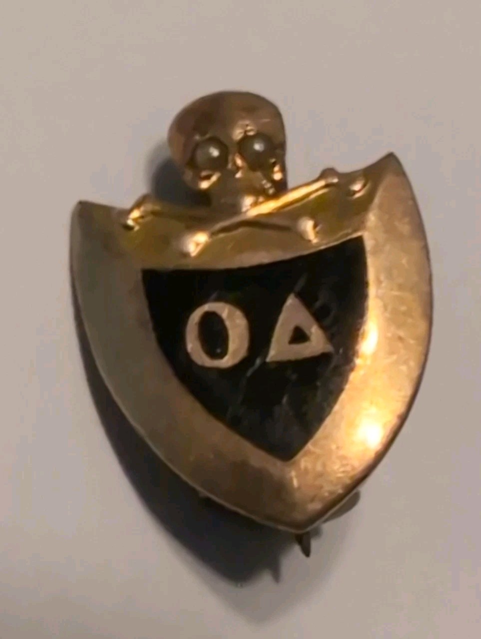 Vintage 10K Gold Enamel Seed Pearl Skull Omicrom Delta Fraternity Pin Vintage 10K Gold Enamel Seed Pearl Skull Omicrom Delta Fraternity Pin