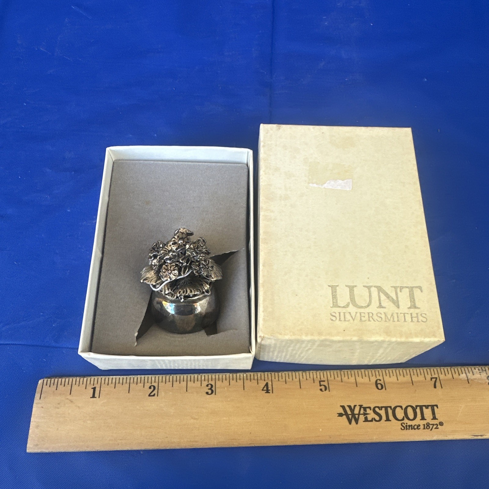 Vintage Lunt Silversmiths Peter Floral Dinner Bell Original Box Never Opened Vintage Lunt Silversmiths Peter Floral Dinner Bell Original Box Never Opened