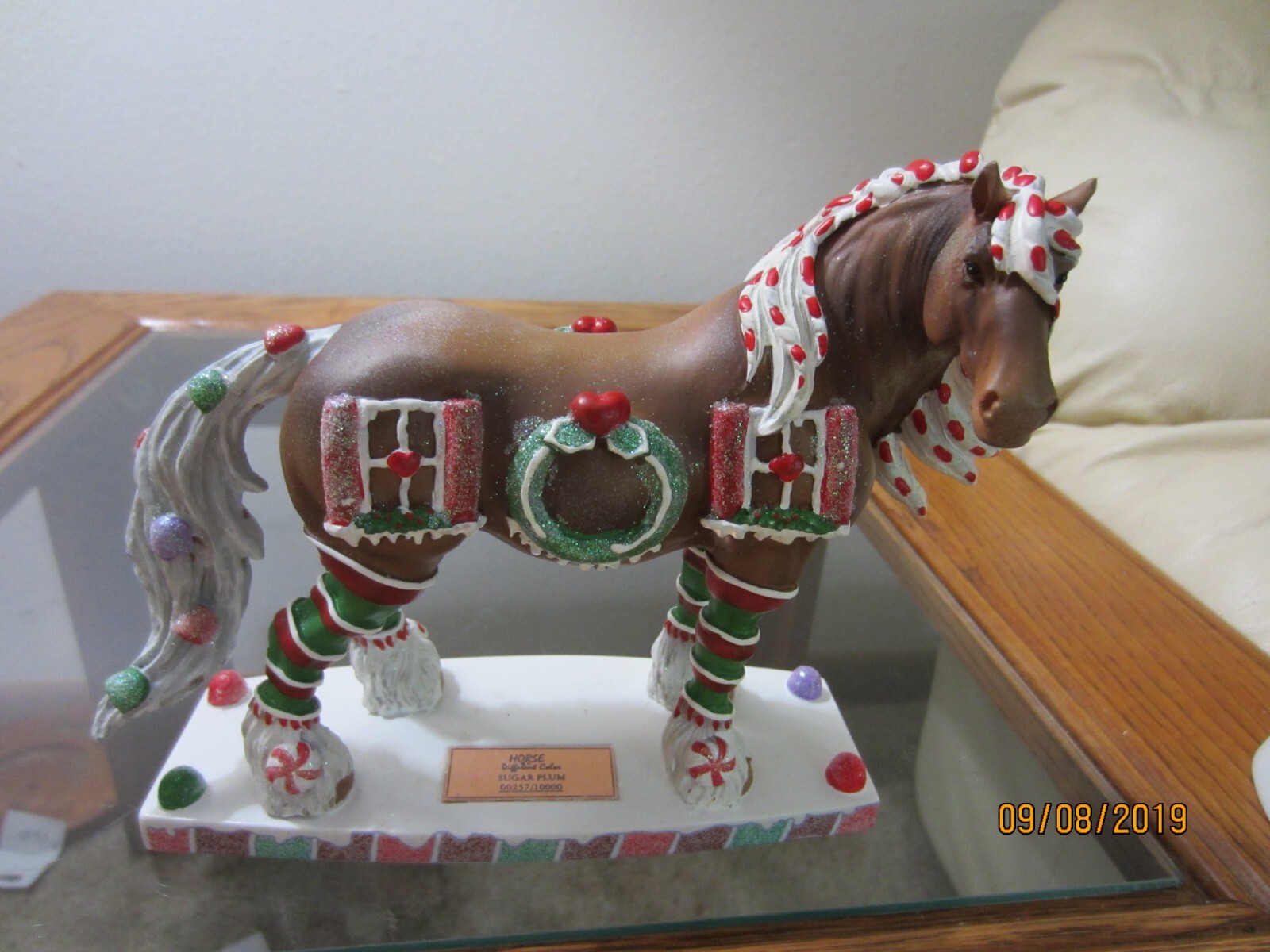 HORSE OF A DIFFERENT COLOR - SUGAR PLUM HORSE OF A DIFFERENT COLOR - SUGAR PLUM