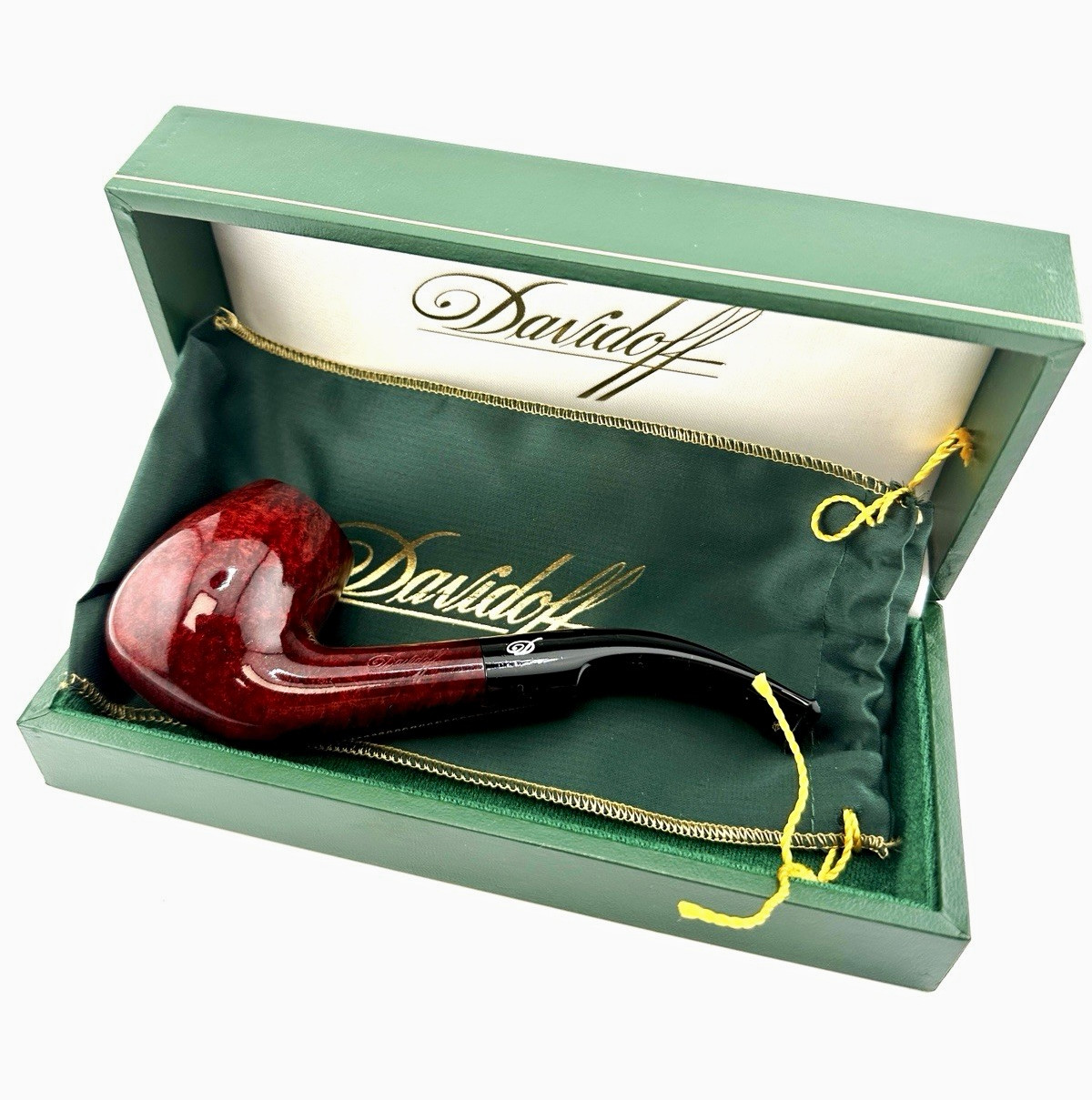 UNSMOKED RARE DAVIDOFF Bent billiard 204 Smooth Hand Cut Stem. Box and glove UNSMOKED RARE DAVIDOFF Bent billiard 204 Smooth Hand Cut Stem. Box and glove