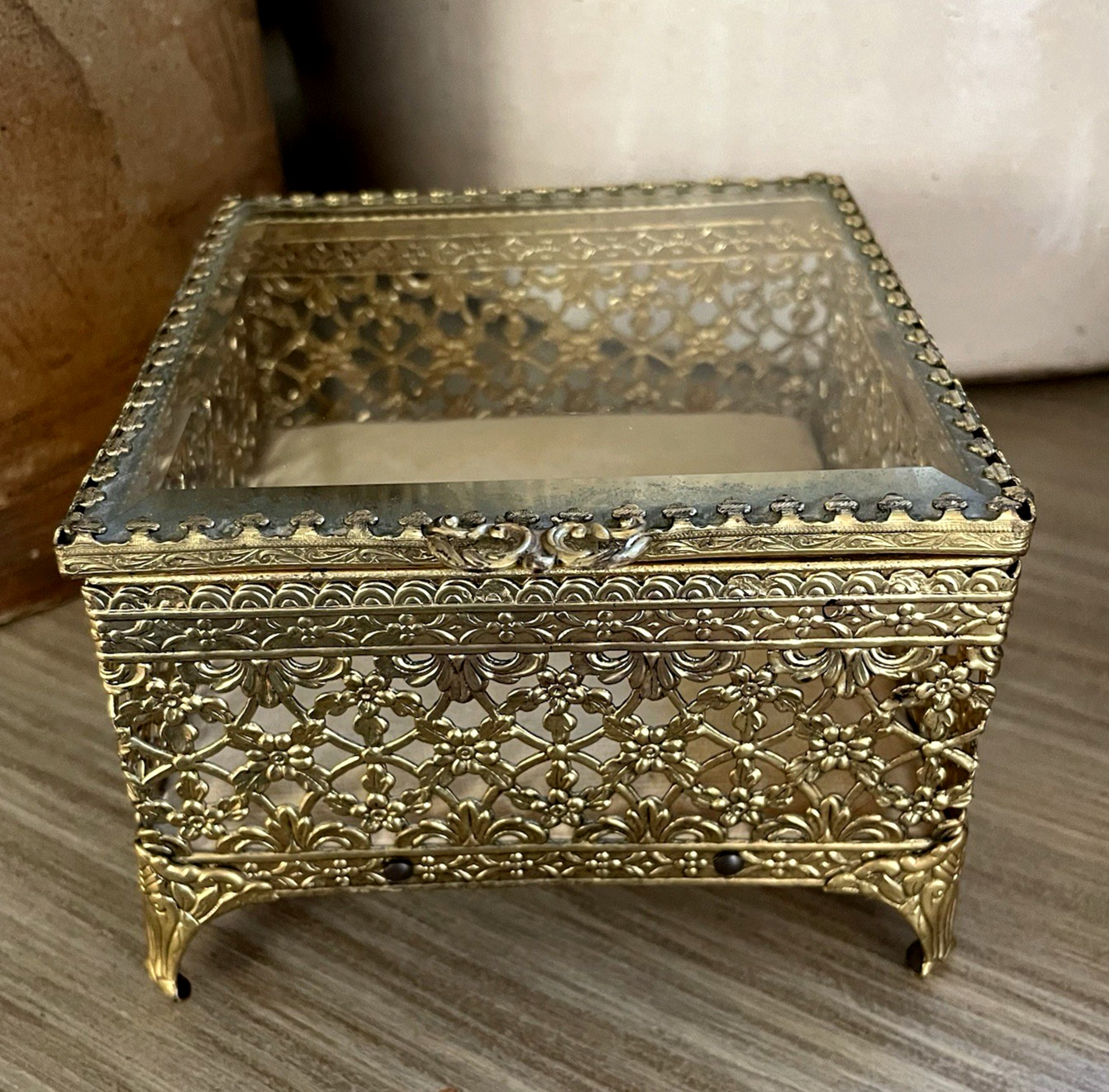 VTG Hollywood Regency Gold Filigree Jewelry Box Casket Beveled Glass Ormolu VTG Hollywood Regency Gold Filigree Jewelry Box Casket Beveled Glass Ormolu