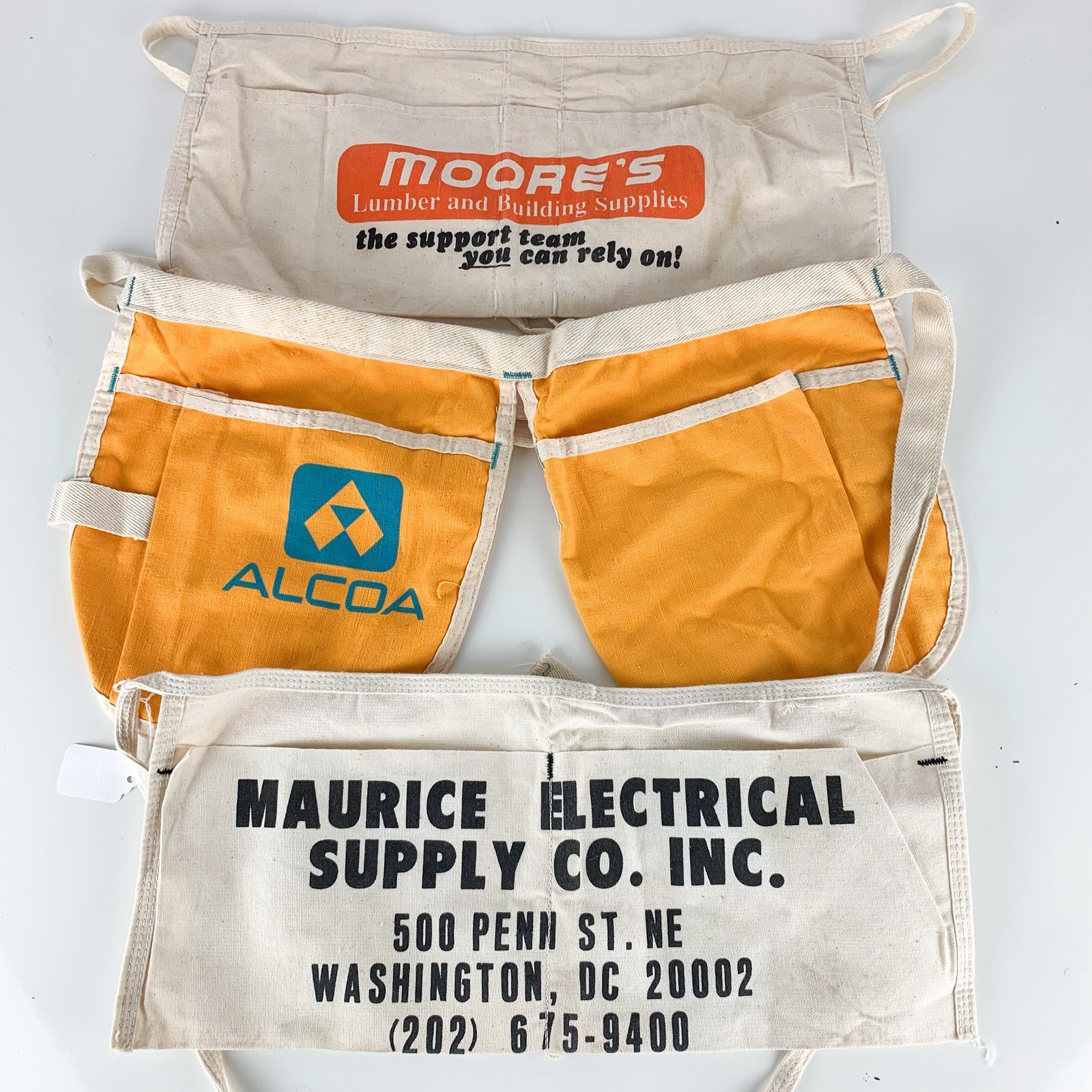 3 Vintage Alcoa Maurice Electric DC Moores Lumber Advertising Nail Aprons Hammer