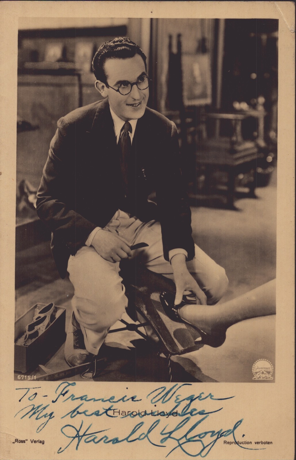 HAROLD LLOYD - INSCRIBED PICTURE POSTCARD SIGNED HAROLD LLOYD - INSCRIBED PICTURE POSTCARD SIGNED