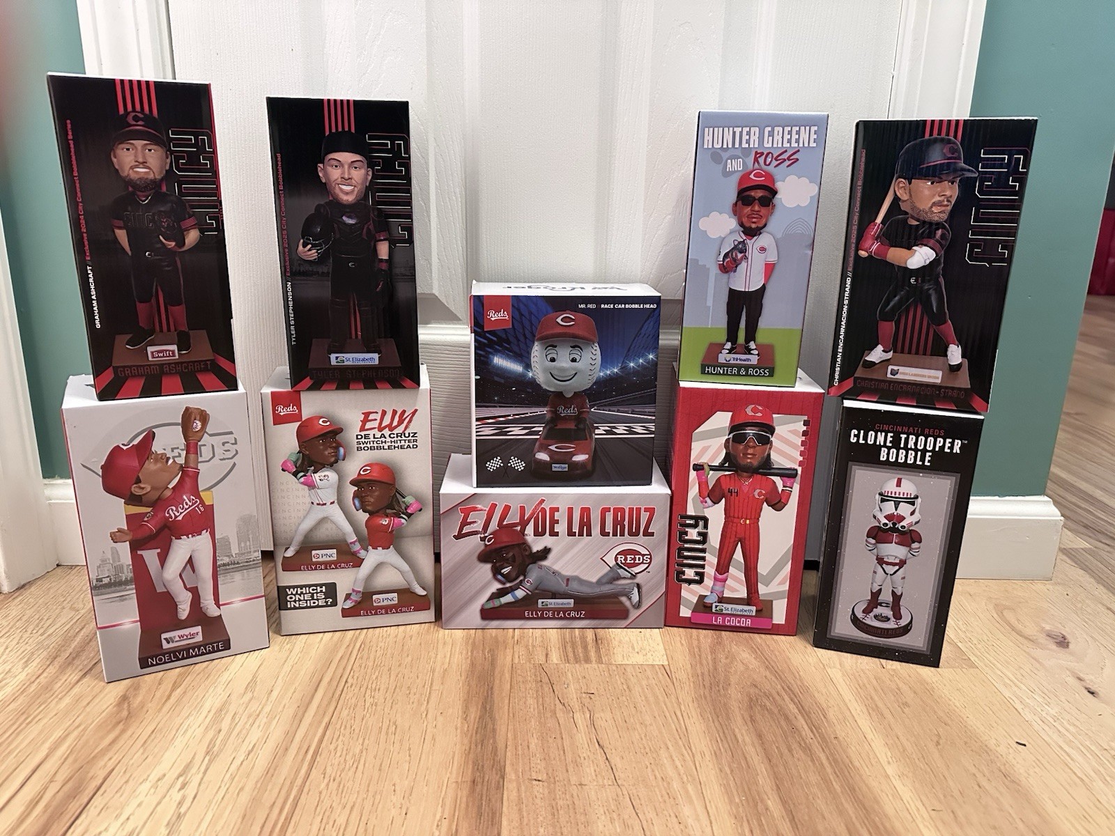 Cincinnati Reds Bobbleheads With Three Elly De La Cruz. Cincinnati Reds Bobbleheads With Three Elly De La Cruz.