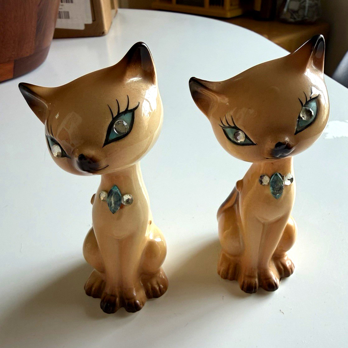 Vintage Norcrest Enesco Japan Porcelain Cat Salt & Pepper Shakers Pair