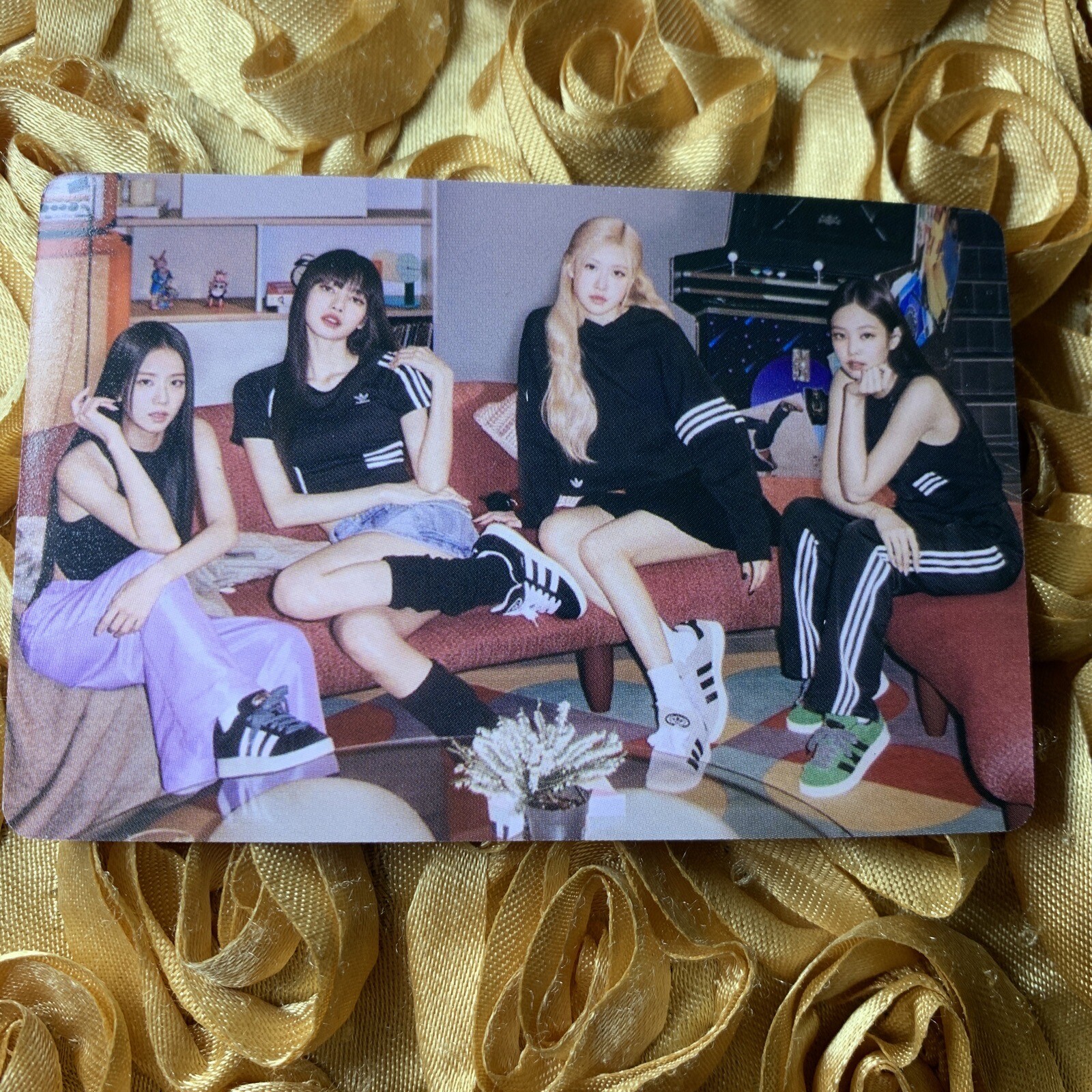 BLACKPINK Group Born Pink Tour Celeb K-pop Girl Photo Card Sneakers 2 BLACKPINK Group Born Pink Tour Celeb K-pop Girl Photo Card Sneakers 2