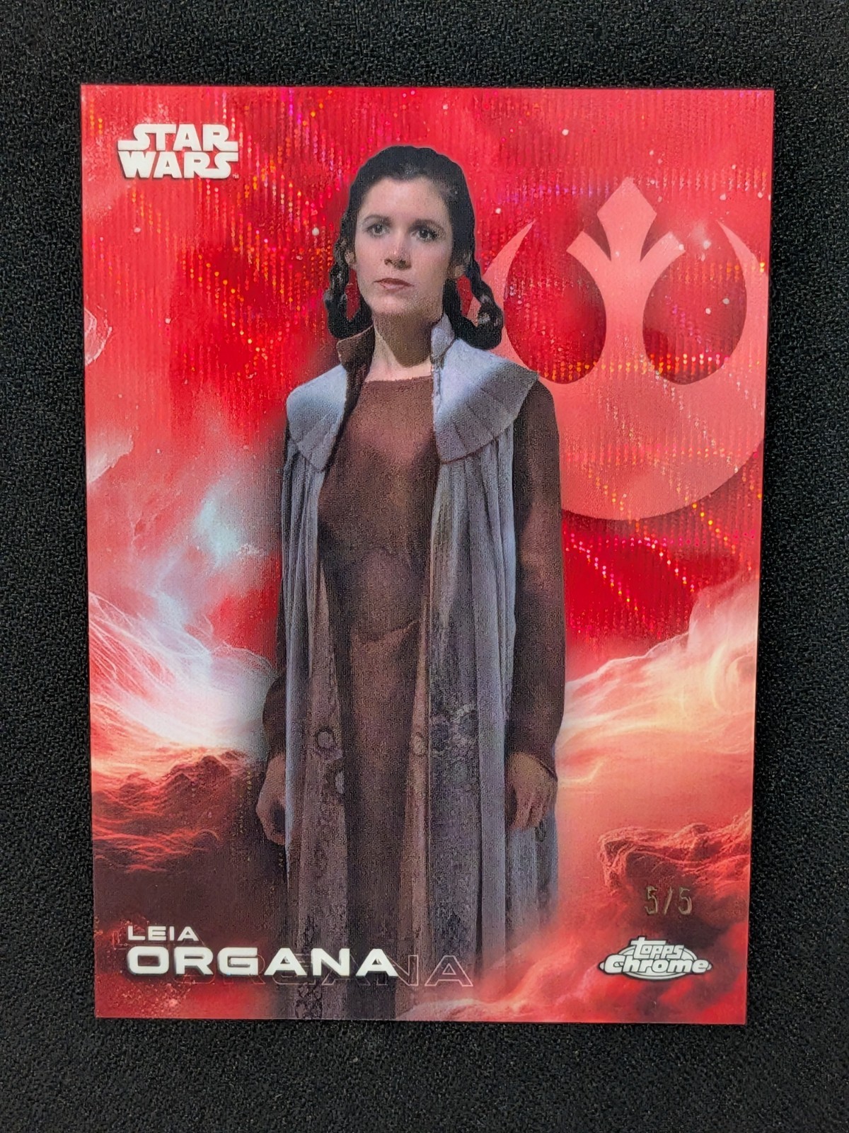 Topps 2025 Star Wars Chrome Leia Organa Empire Strikes Back #80 Red 5/5 Omega 🚨 Topps 2025 Star Wars Chrome Leia Organa Empire Strikes Back #80 Red 5/5 Omega 🚨