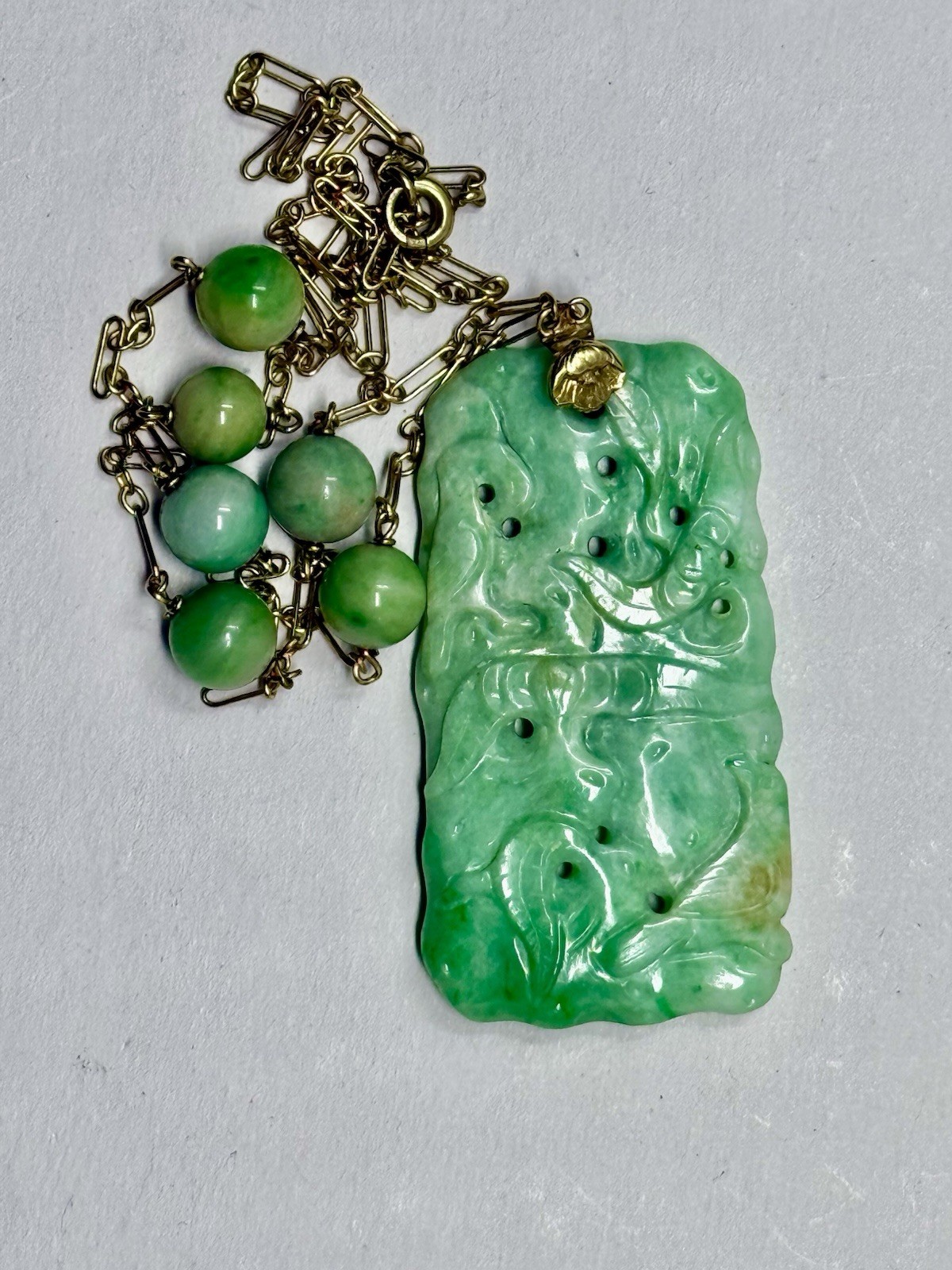 Antique vintage Hand Carved Jade 14K Gold Necklace And Pendant