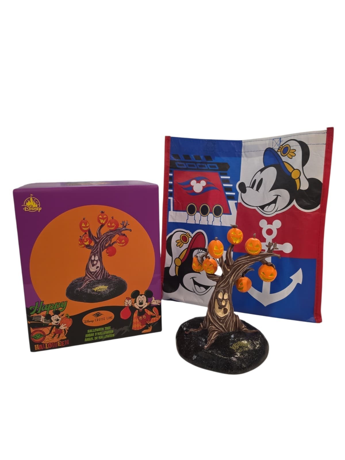 2026 Disney Cruise Line Halloween on the High Seas Tree NEW NIB Exclusive Bag Gi 2026 Disney Cruise Line Halloween on the High Seas Tree NEW NIB Exclusive Bag Gi