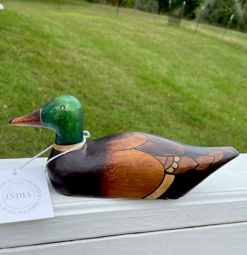 Lot of 2 Wooden Ducks - carved & hand painted solid wood New Lot of 2 Wooden Ducks - carved & hand painted solid wood New