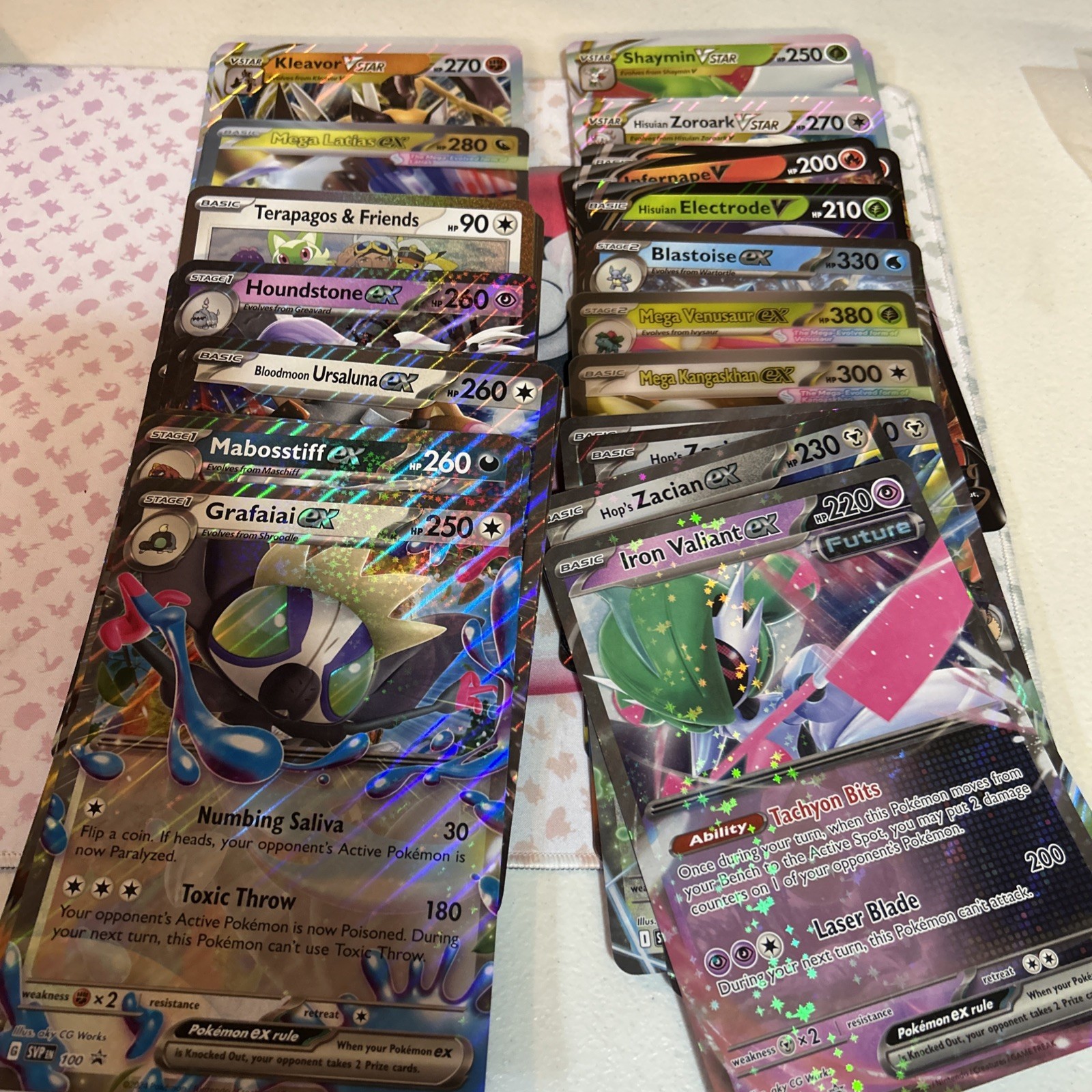 Pokemon Jumbo Card Pack 60+ Cards Near Mint Condition Pokemon Jumbo Card Pack 60+ Cards Near Mint Condition