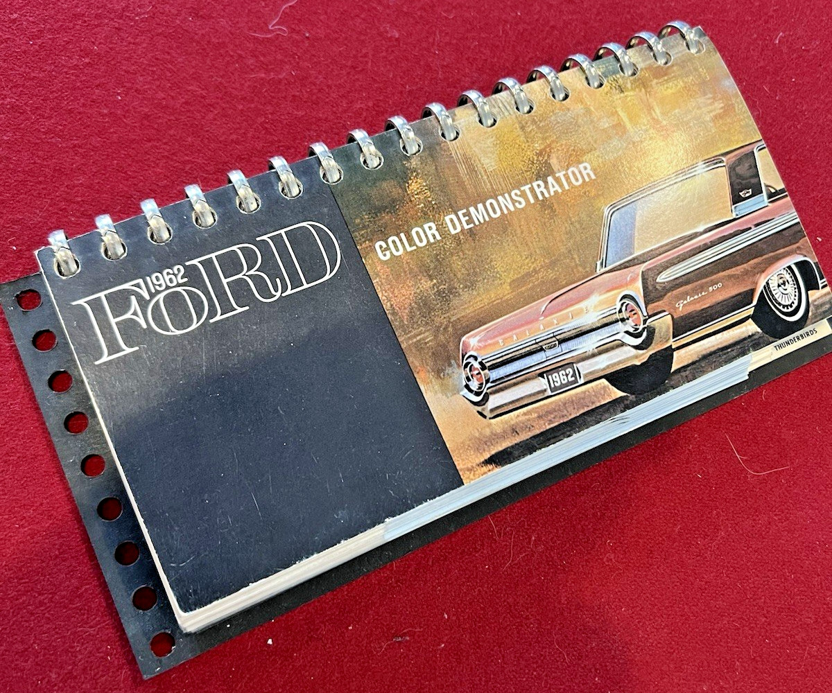 1962 Ford Color Demonstrator - Dealer Sales Brochure